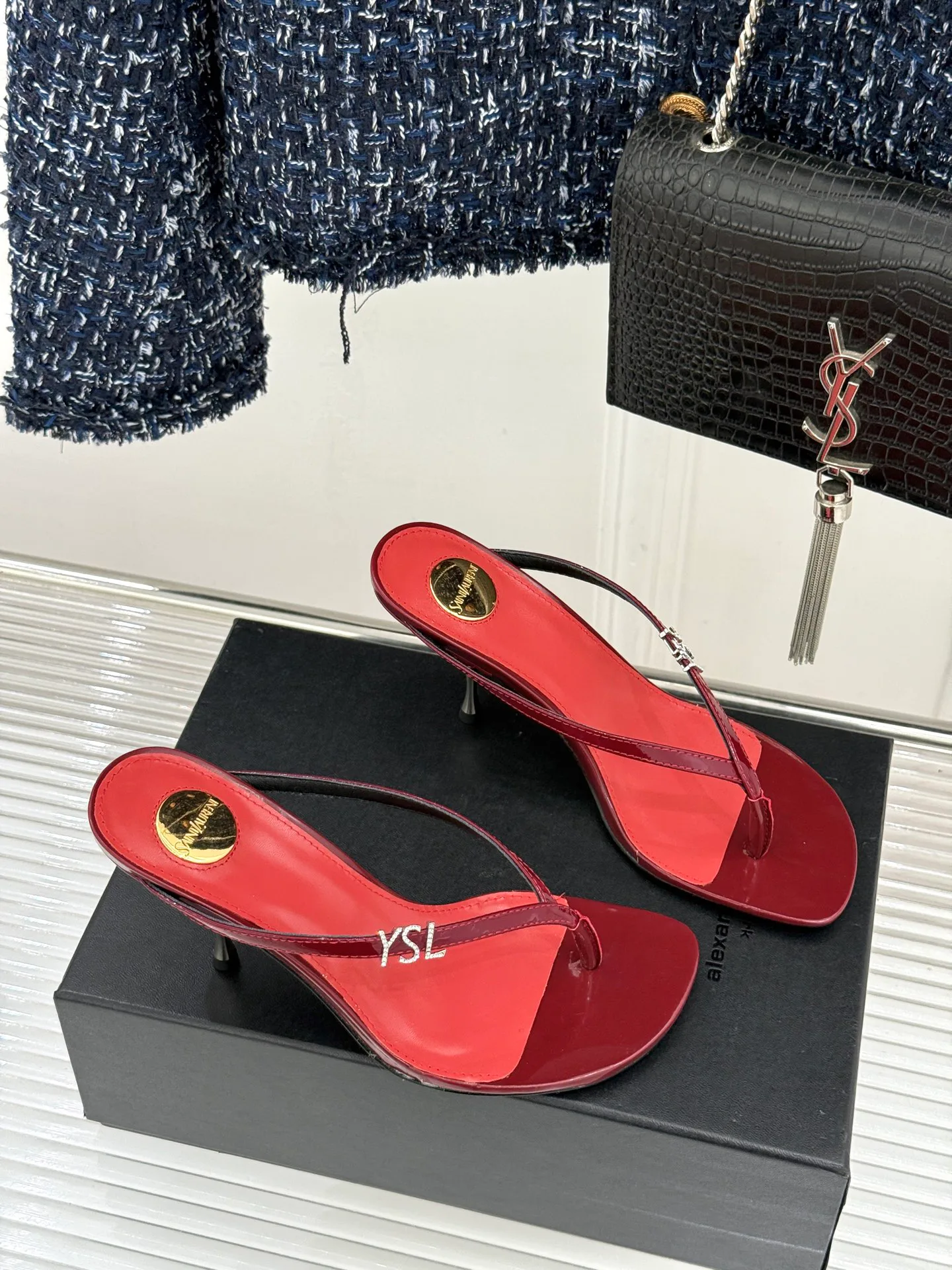 Сандалии Женские Saint Laurent 11886596