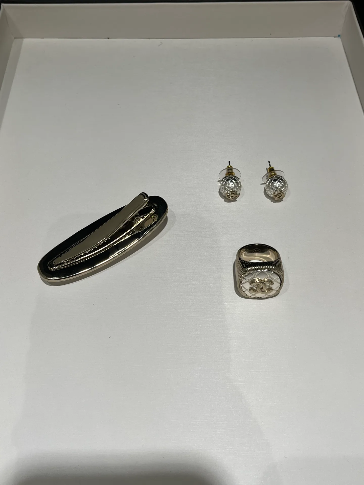 Бижутерия Chanel 17728612