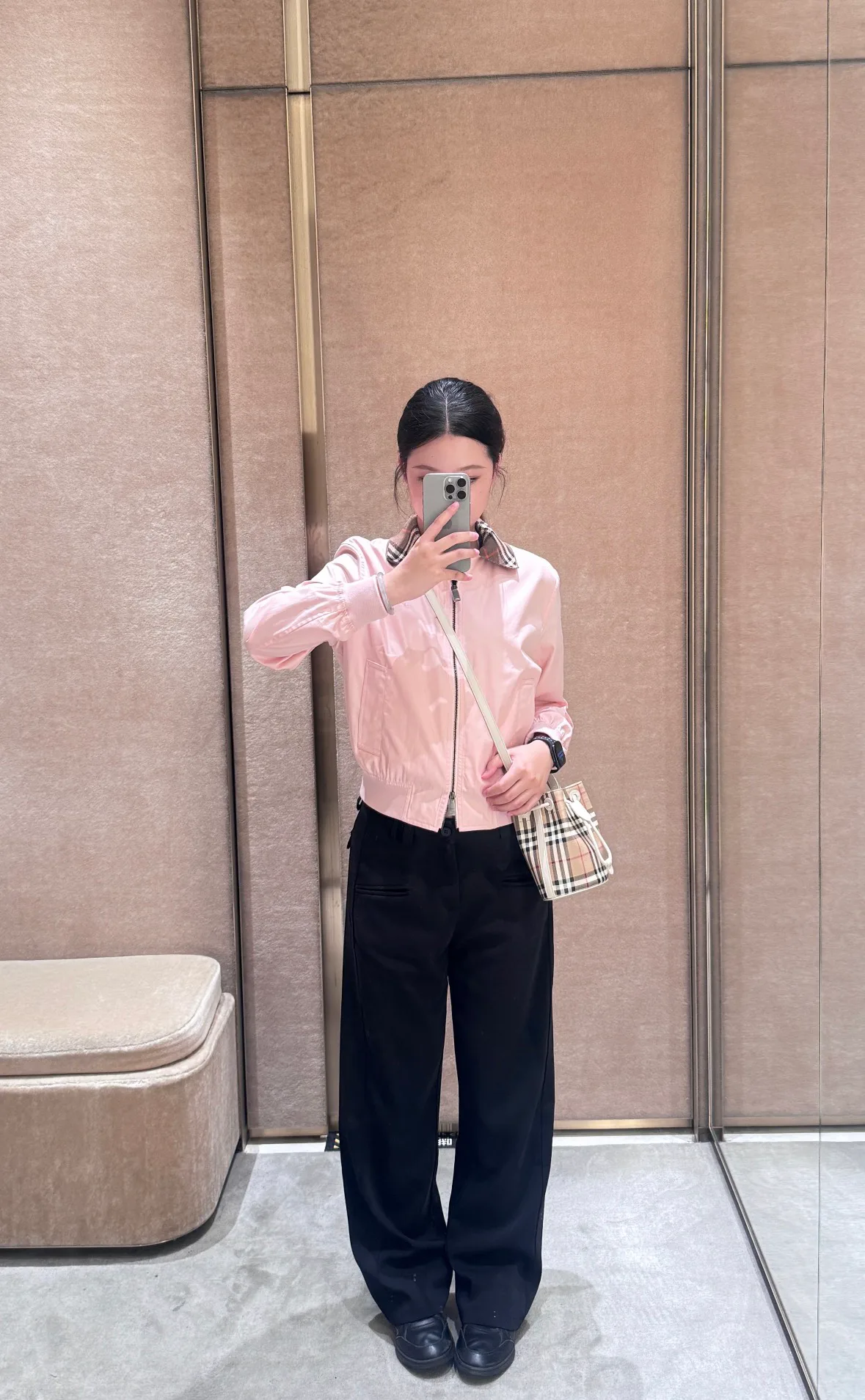 Куртки И Пуховики Женские Burberry 18253290