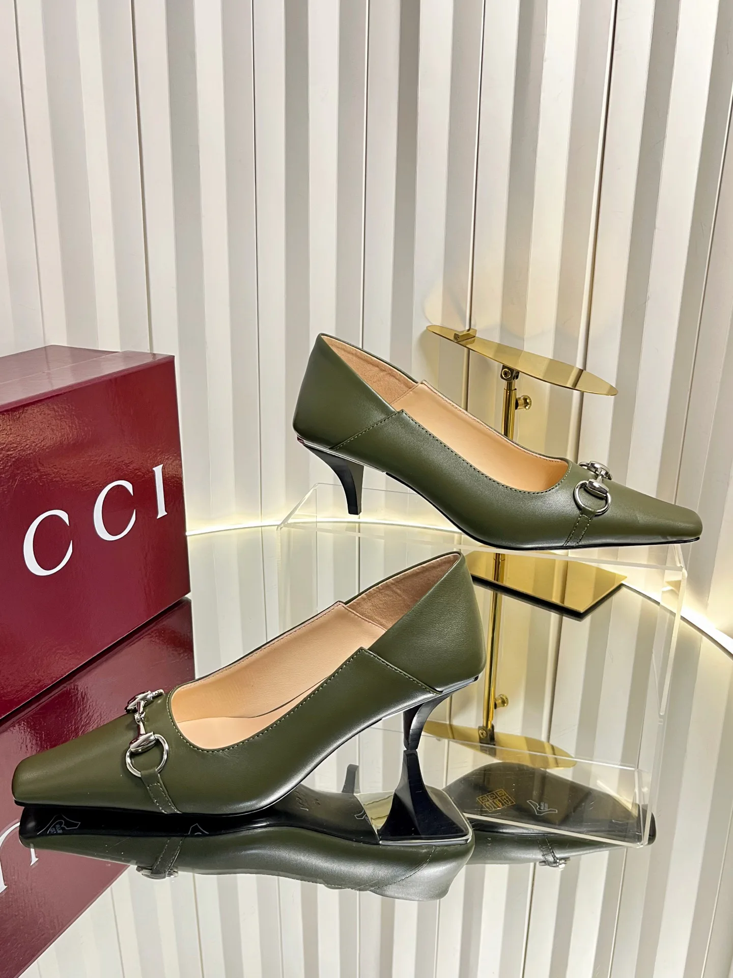Туфли Женские Gucci 19484582