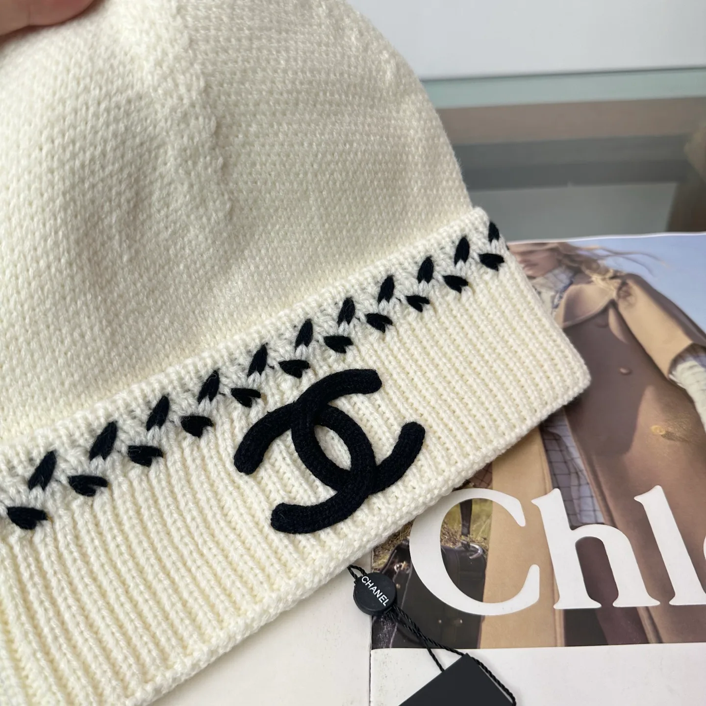 Головные Уборы Chanel 18093088