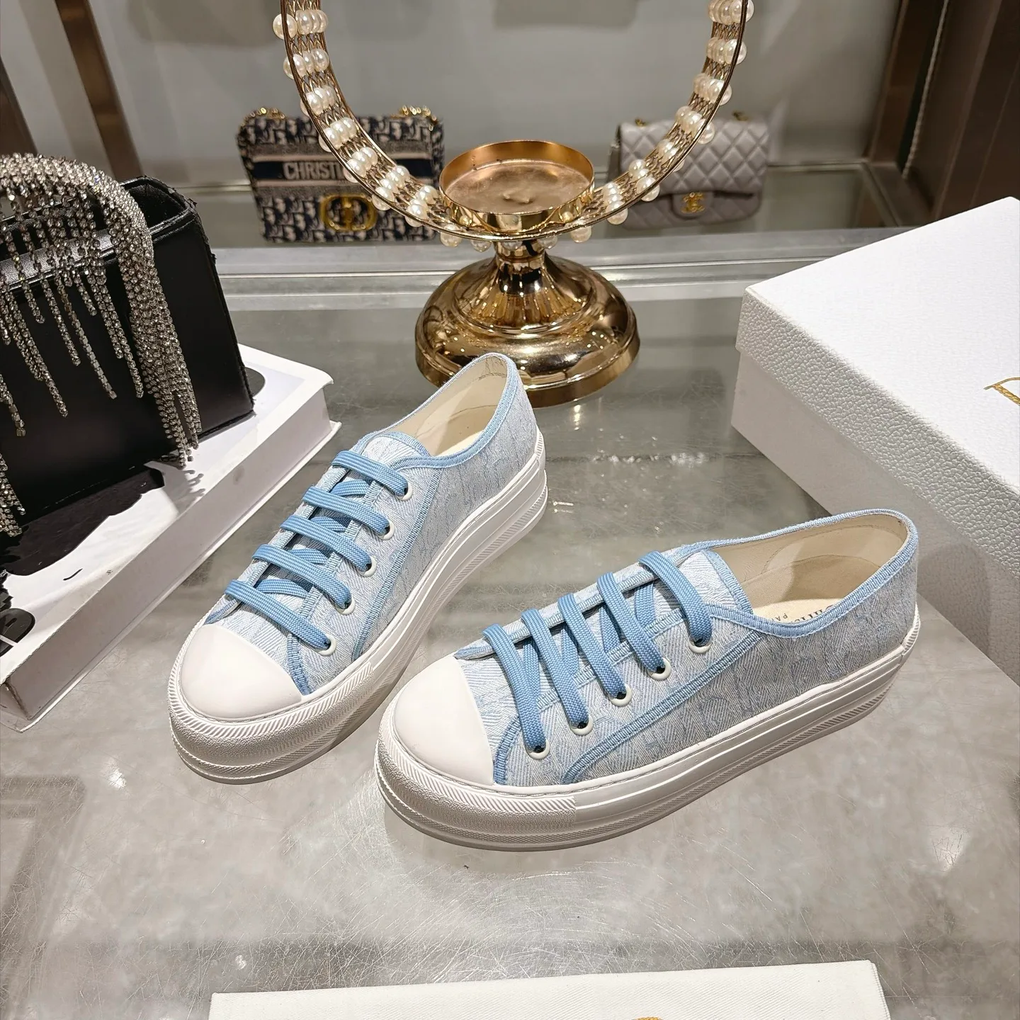 Кроссовки Женские Christian Dior 18764214