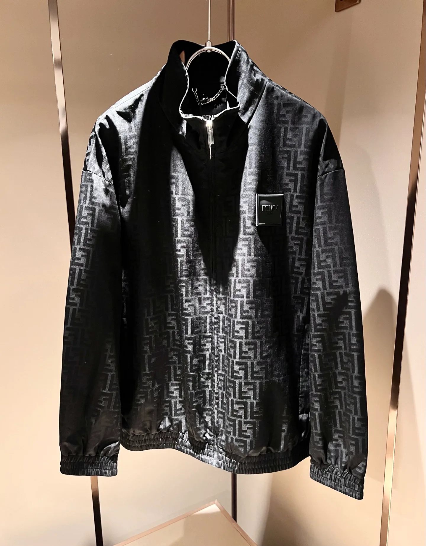 Куртки И Пуховики Мужские Fendi 10242258