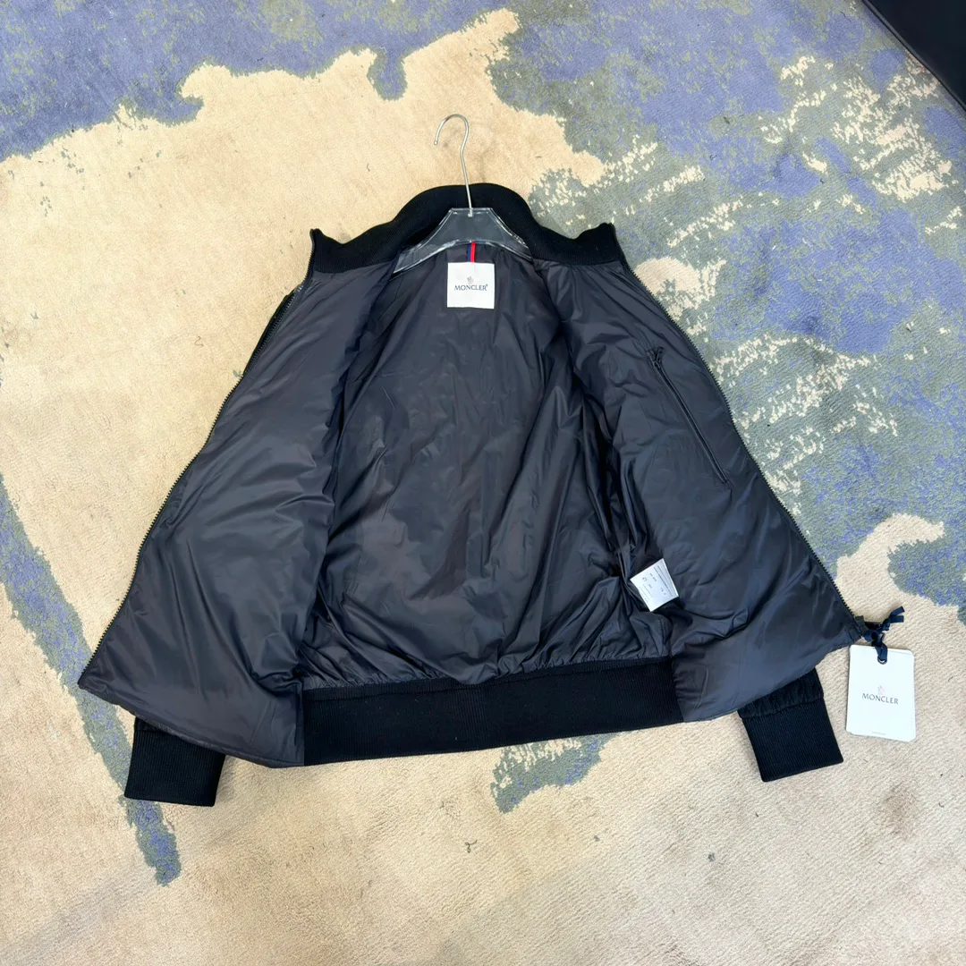 Куртки И Пуховики Женские Moncler 19004515