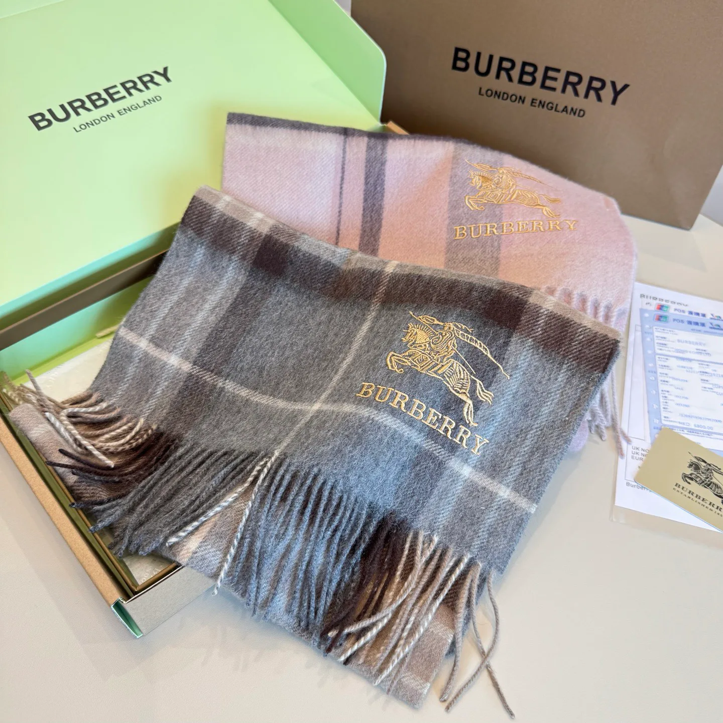 Шарфы Burberry 702869