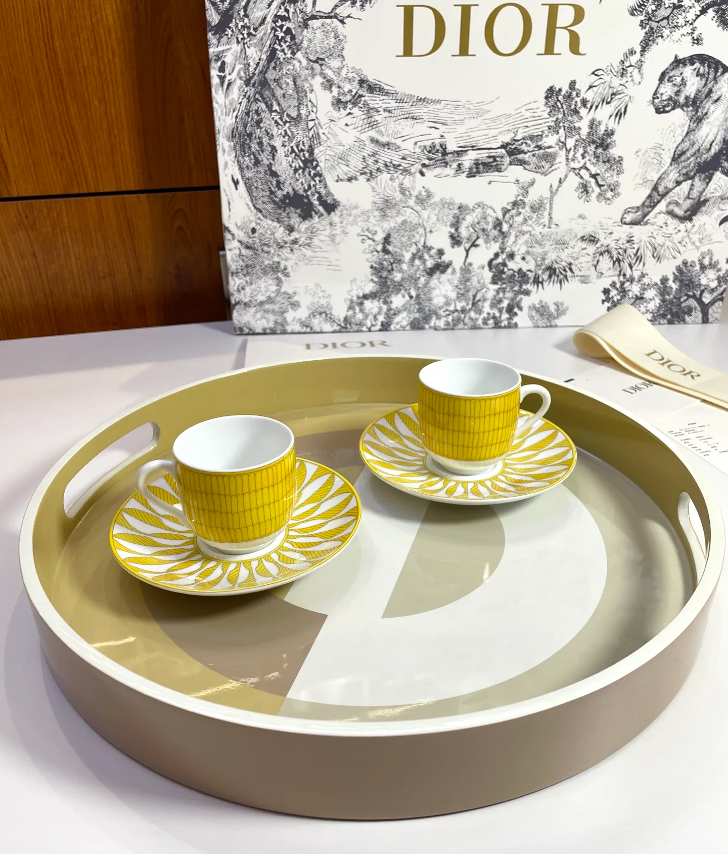 Посуда Christian Dior 380025