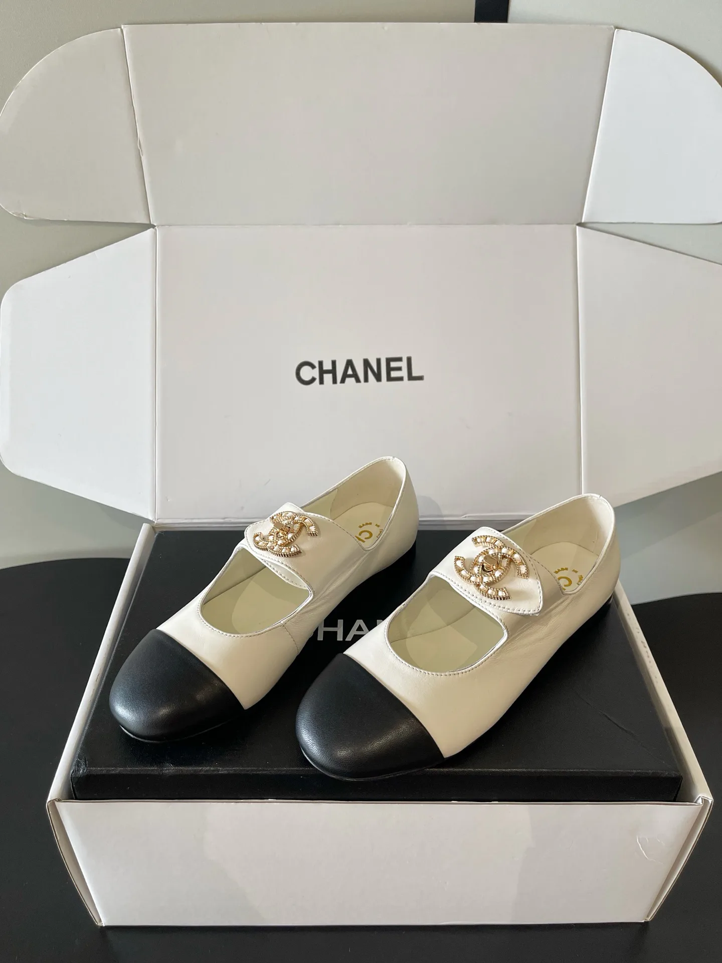 Туфли Женские Chanel 18234970