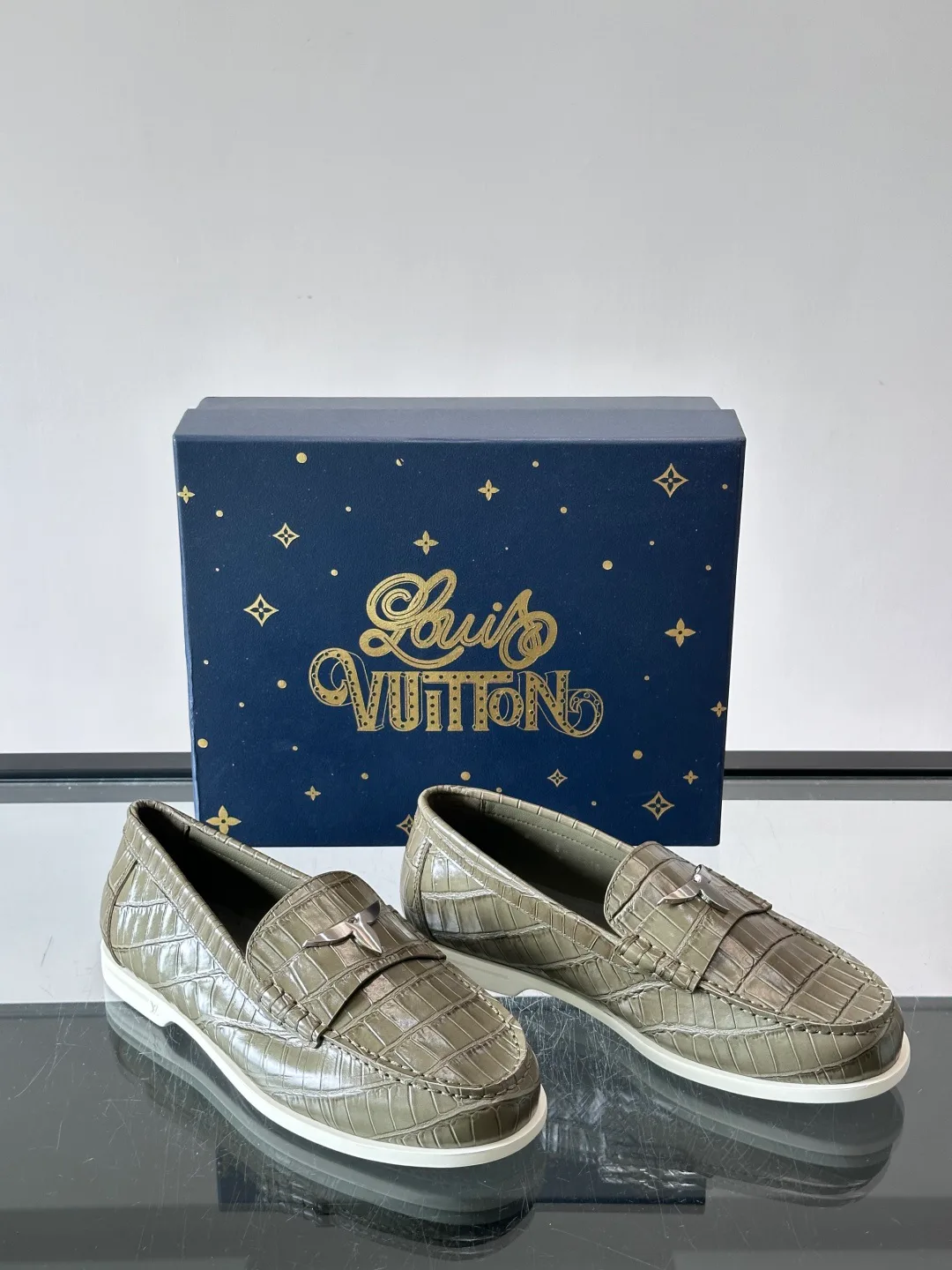 Лоферы И Туфли Мужские Louis Vuitton 18118562