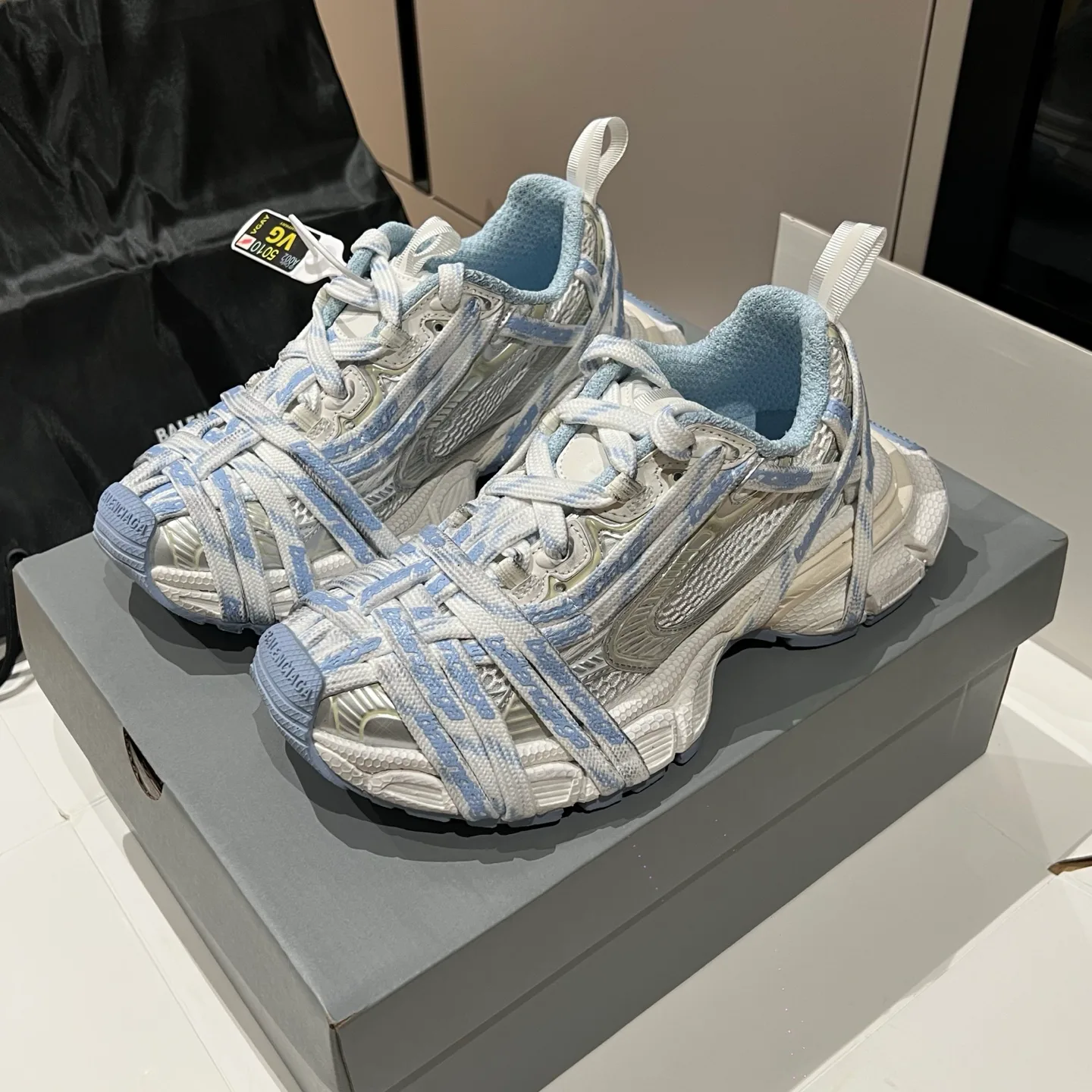 Кроссовки Женские Balenciaga 5027814