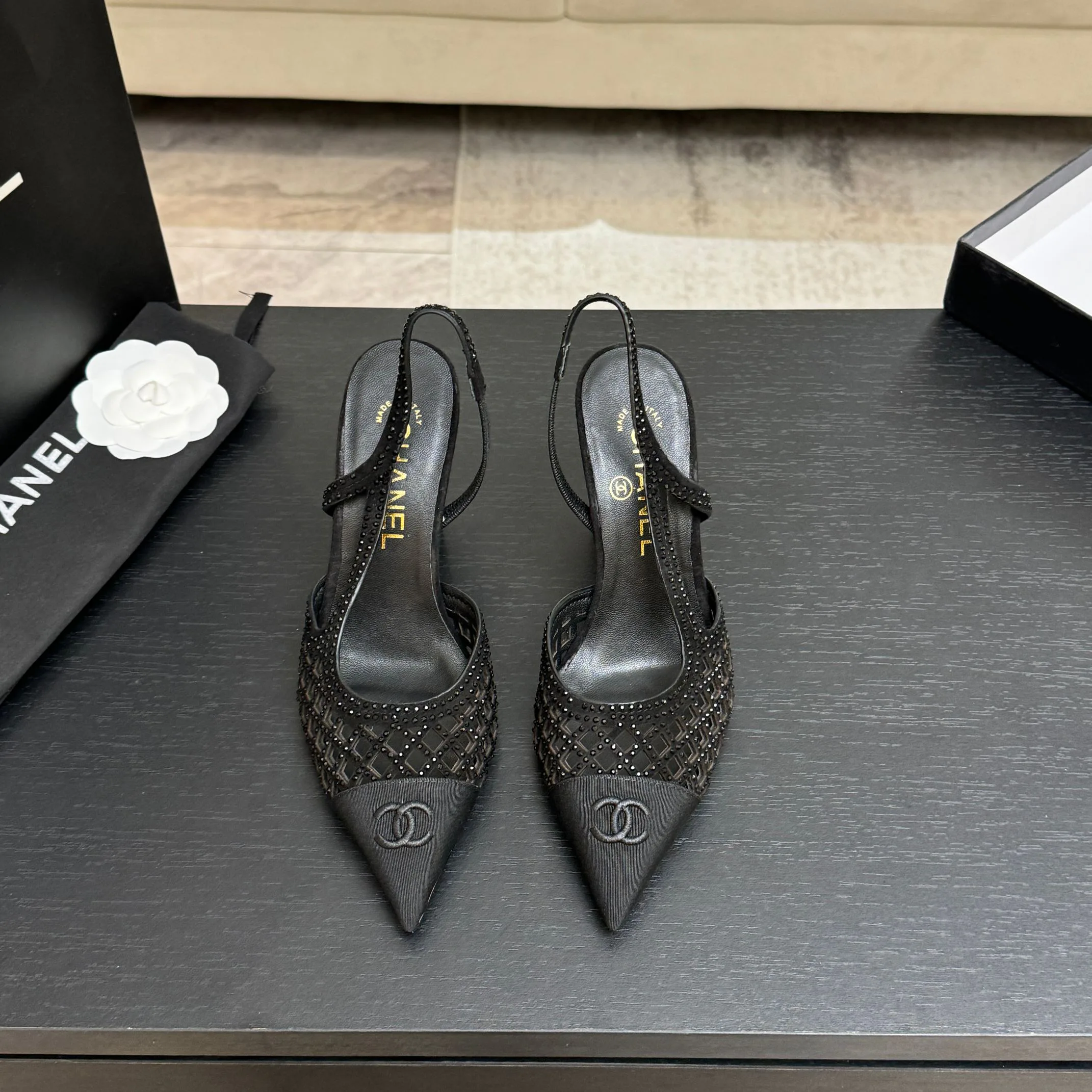 Туфли Женские Chanel 17448389