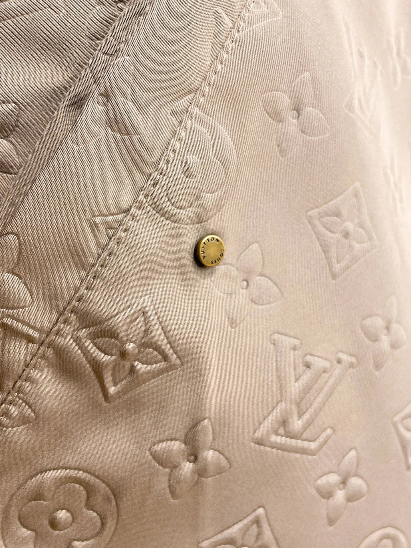 Куртки И Пуховики Мужские Louis Vuitton 9352283