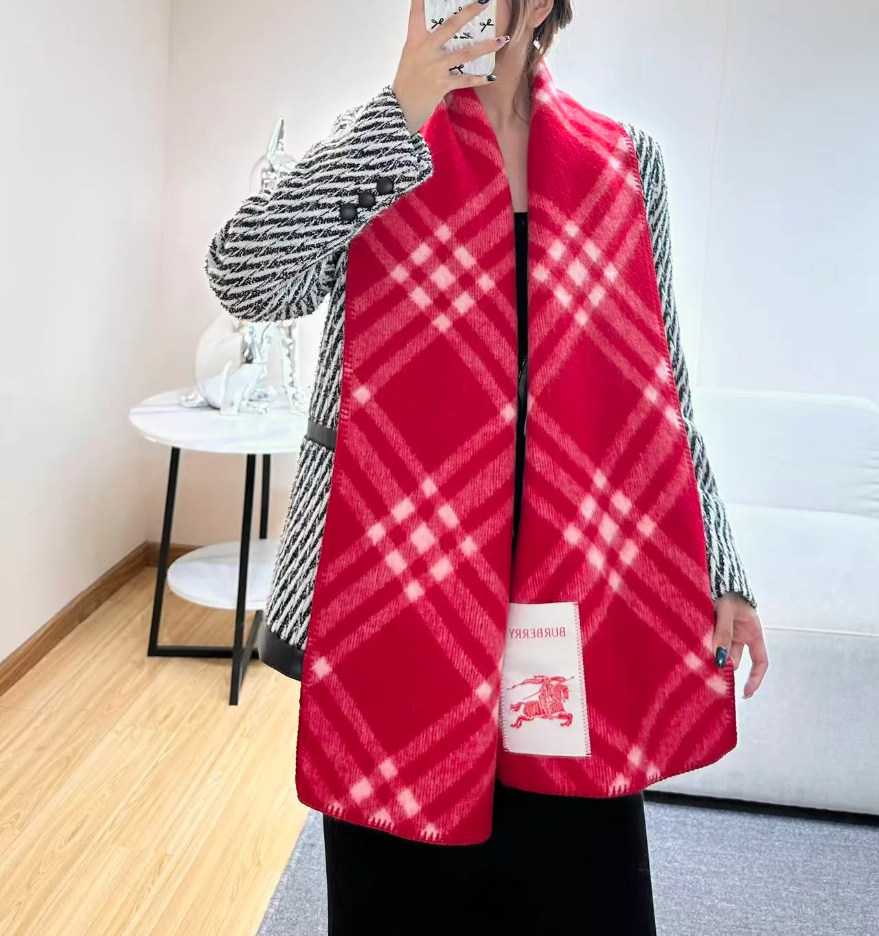 Шарфы Burberry 11315153
