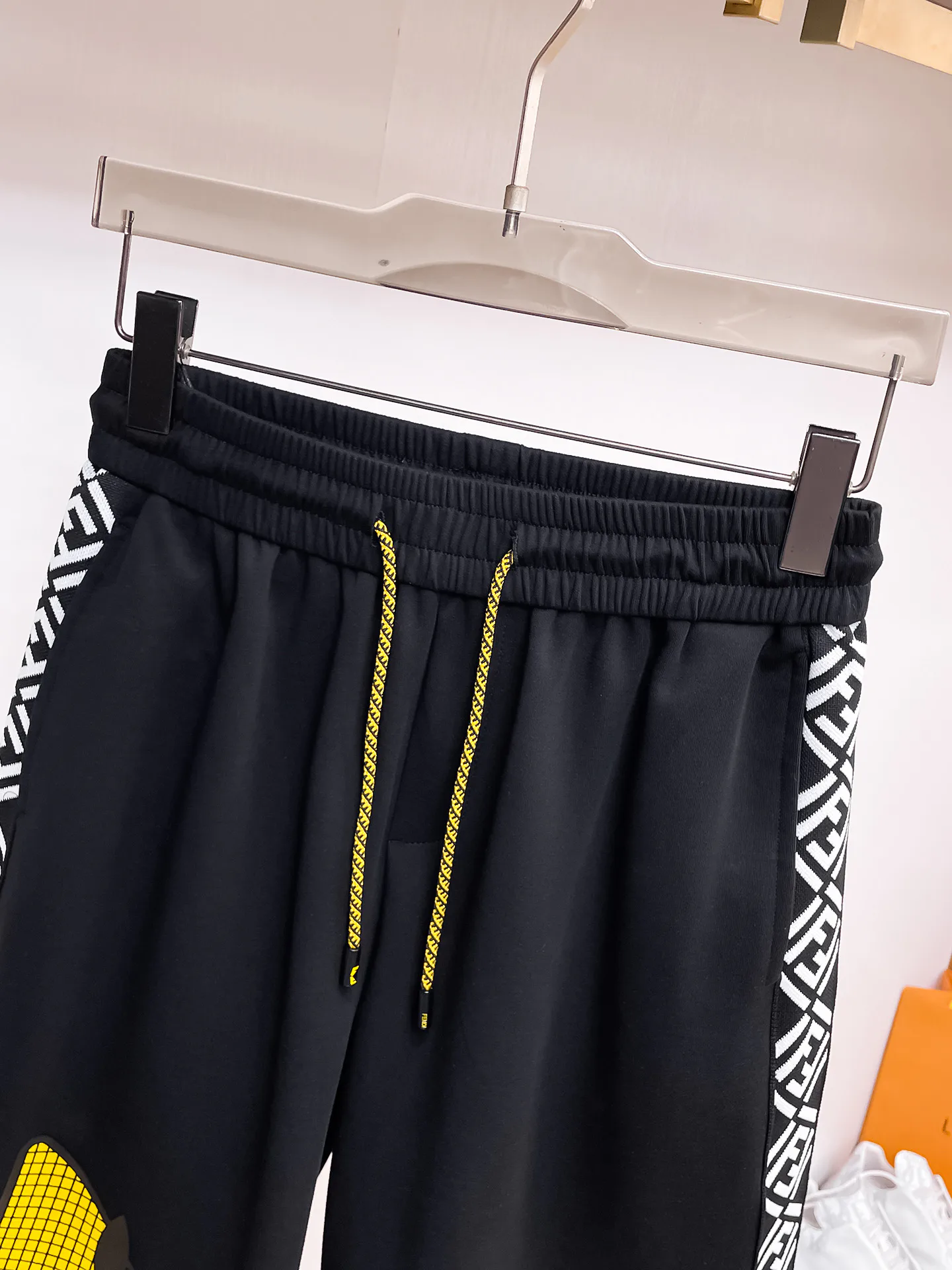 Шорты Мужские Fendi 13417611