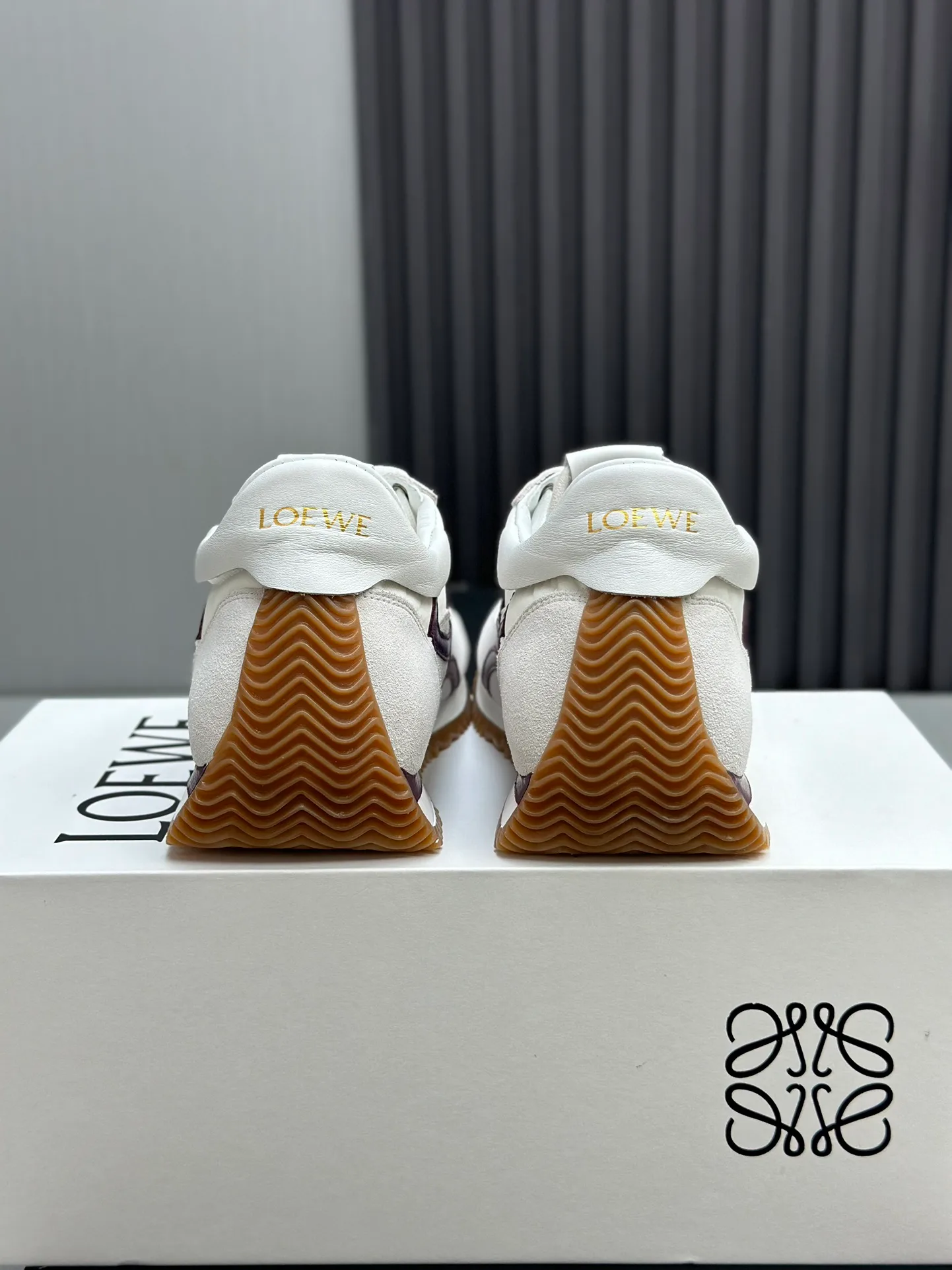 Кроссовки Женские Loewe 230852