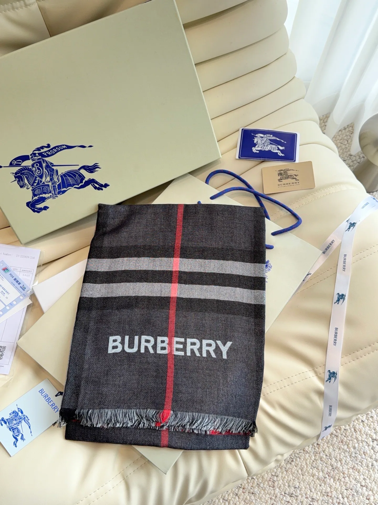Шарфы Burberry 18401187