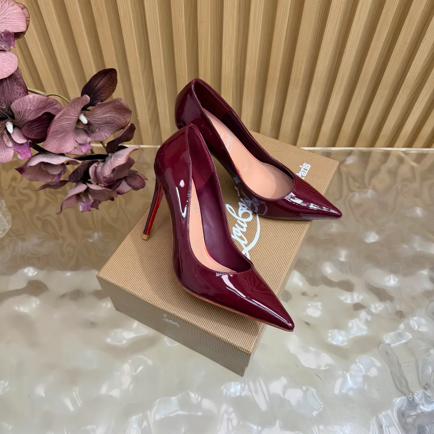 Туфли Женские Christian Louboutin 18901224