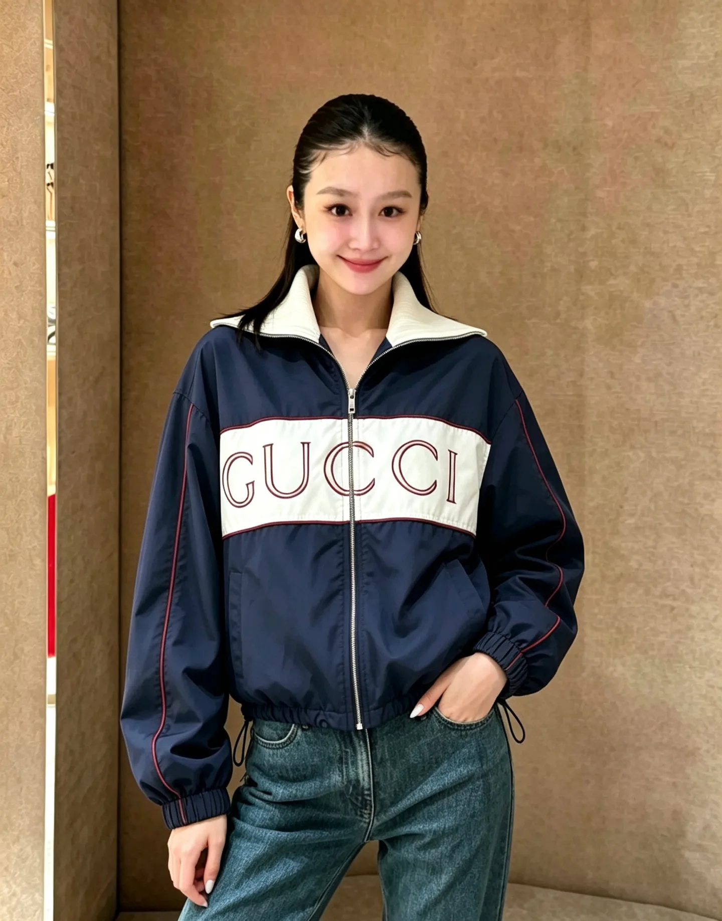 Куртки И Пуховики Женские Gucci 19315550
