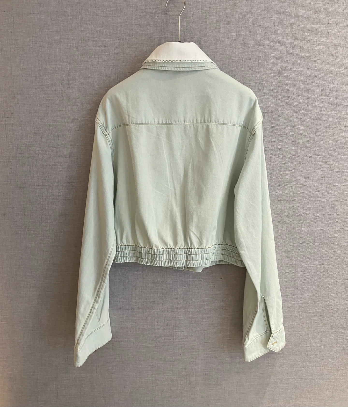 Куртки И Пуховики Женские Miu Miu 18088924