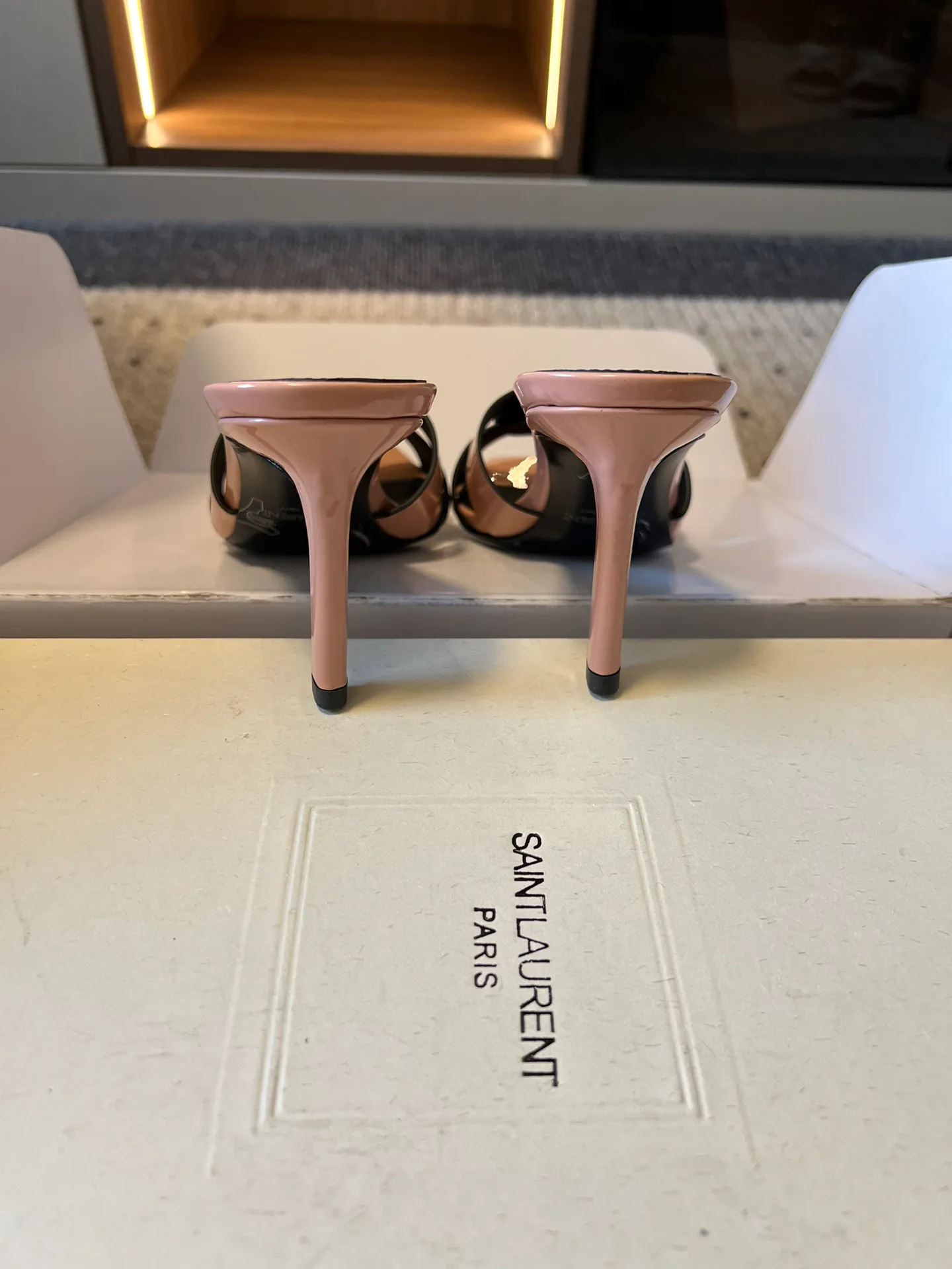 Босоножки Женские Saint Laurent 11239425