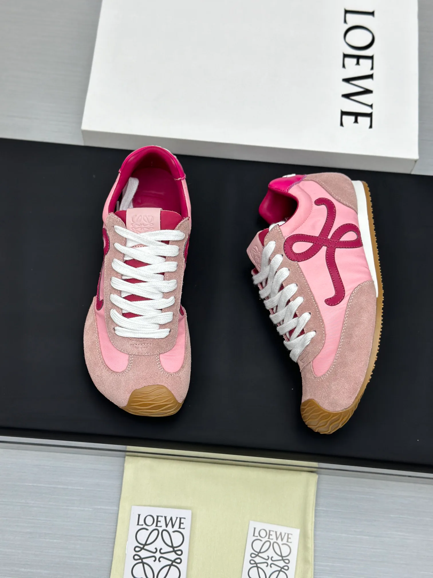Кроссовки Женские Loewe 153039
