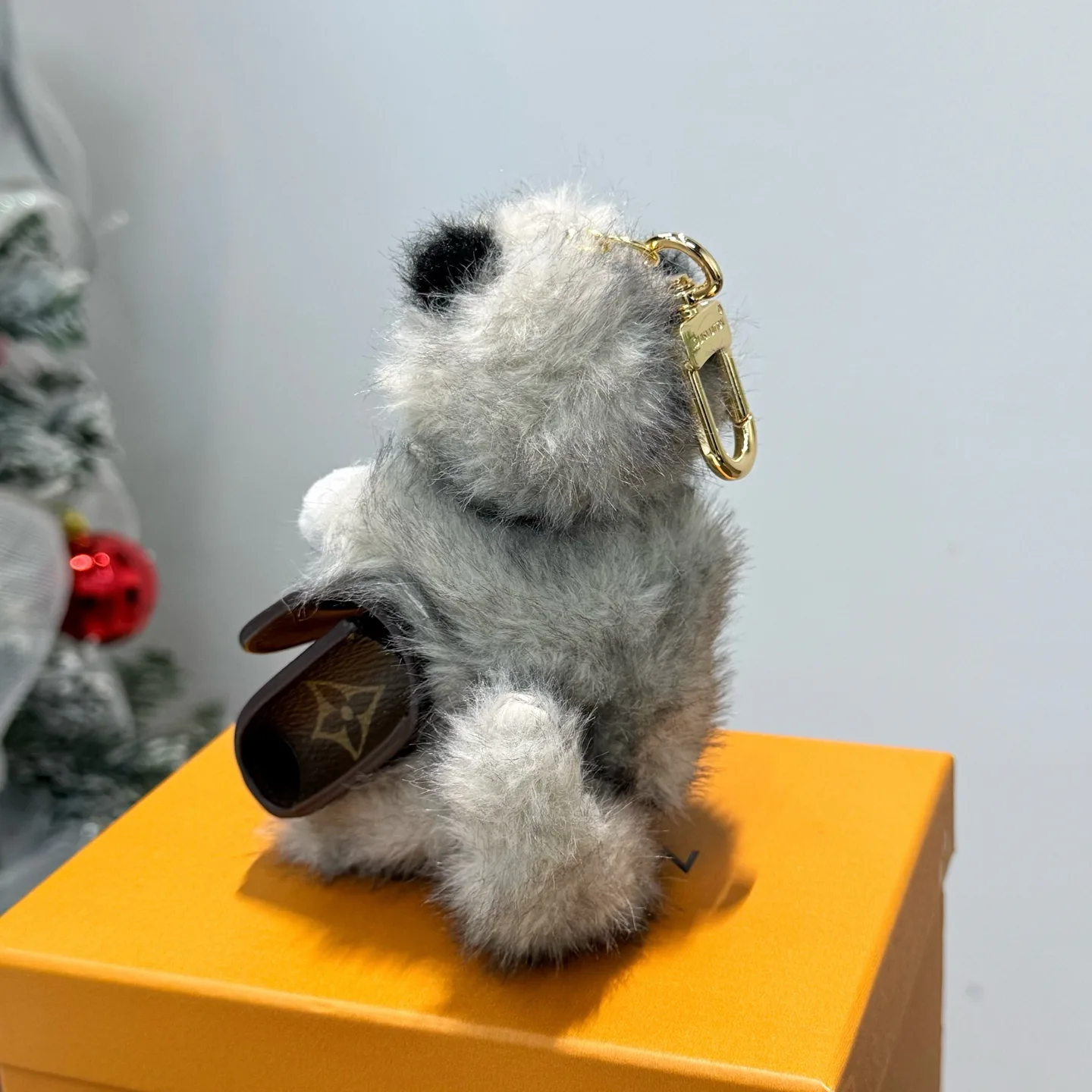 Ключницы Louis Vuitton 17886408