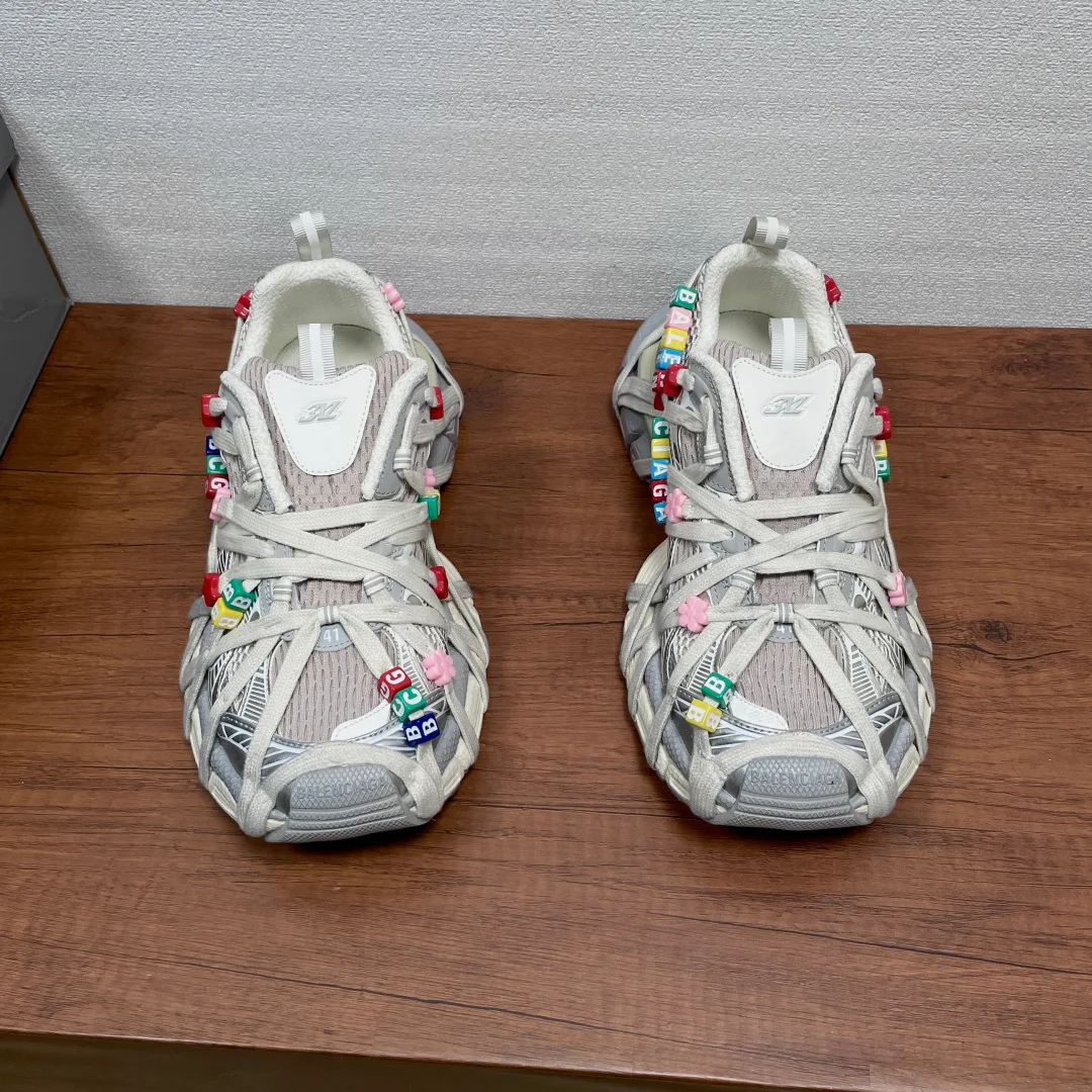 Кроссовки Мужские Balenciaga 17598522
