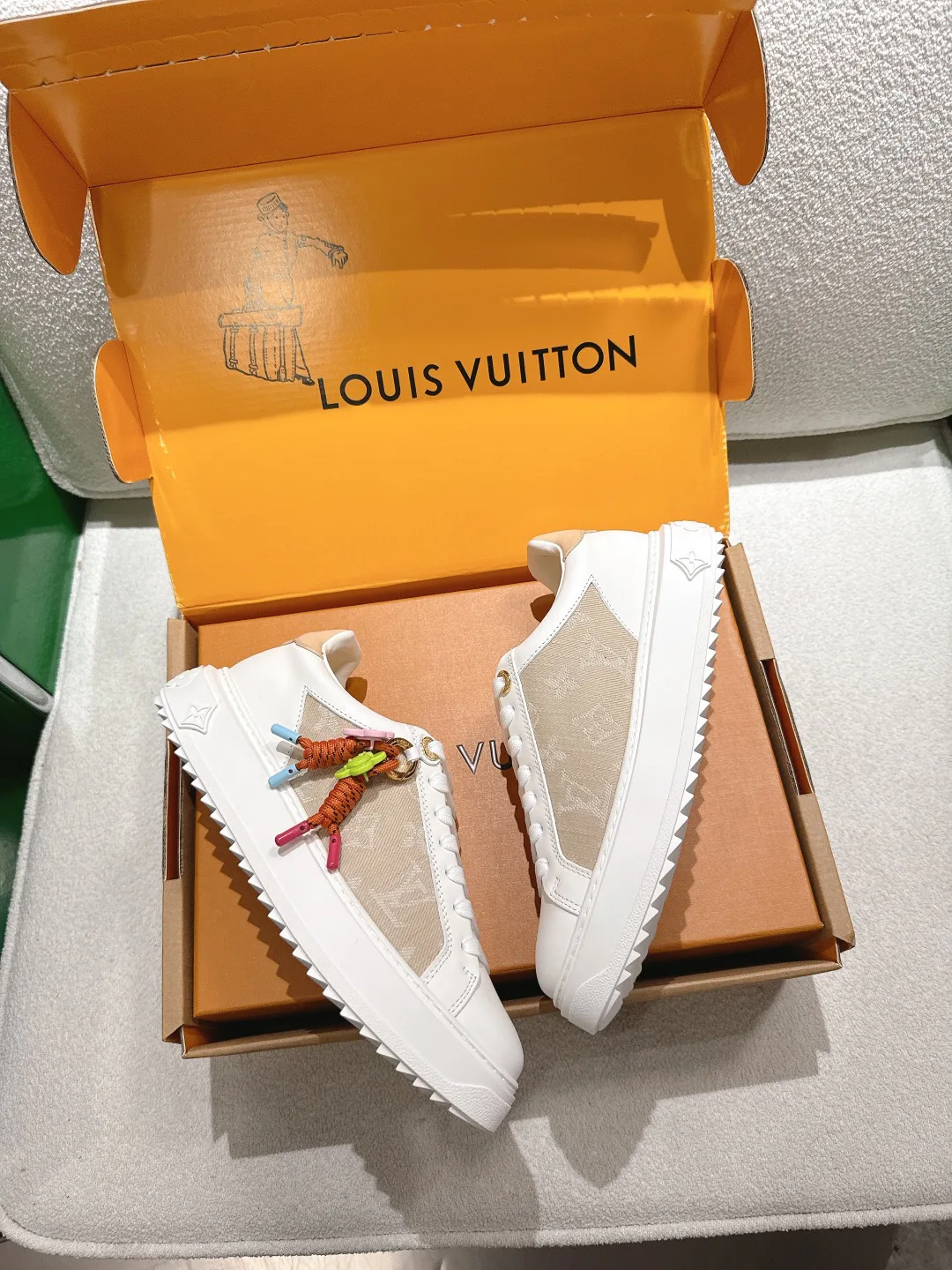 Кеды Женские Louis Vuitton 13152674