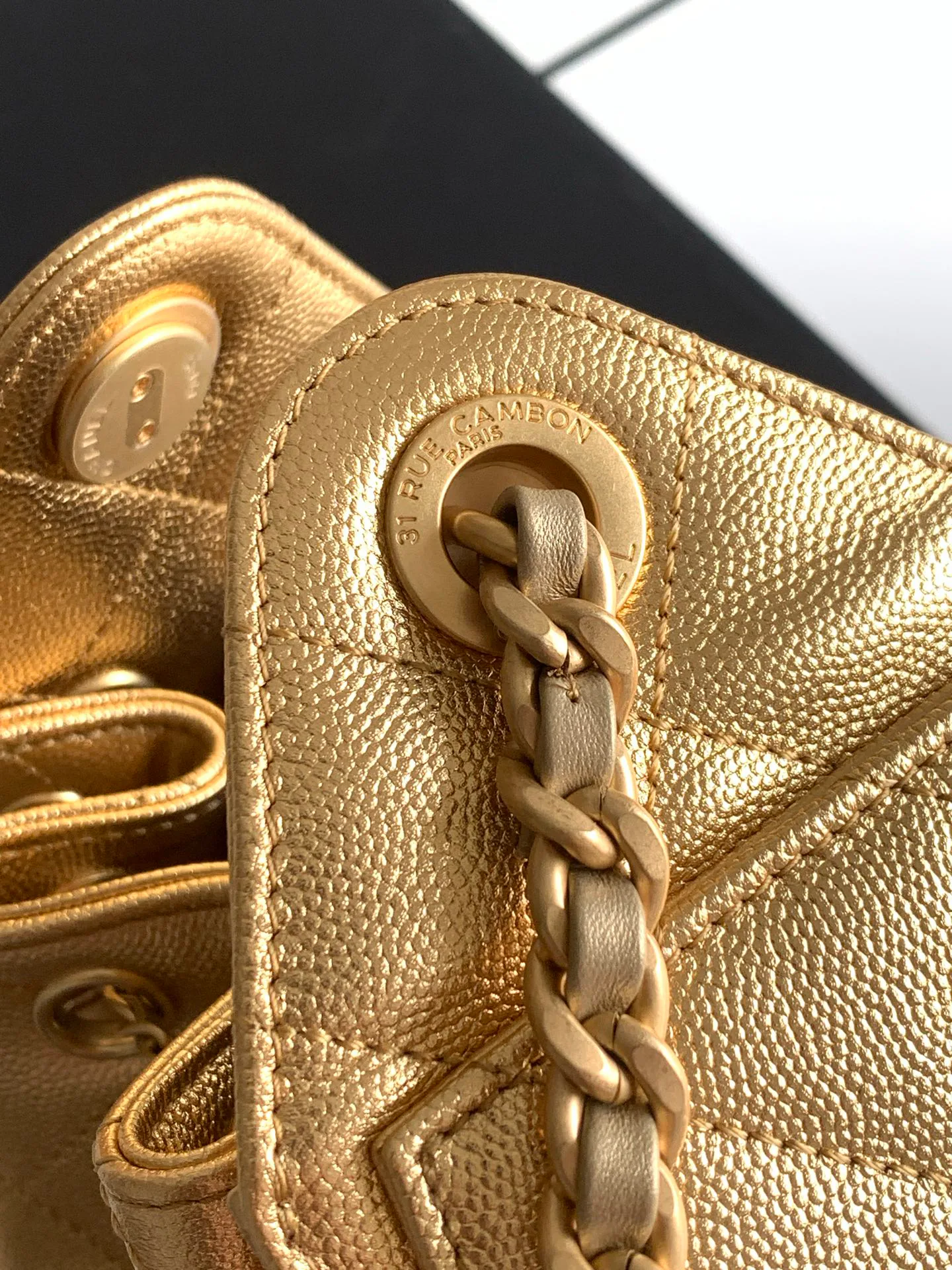 Сумки На Ремне Женские Chanel 1034137