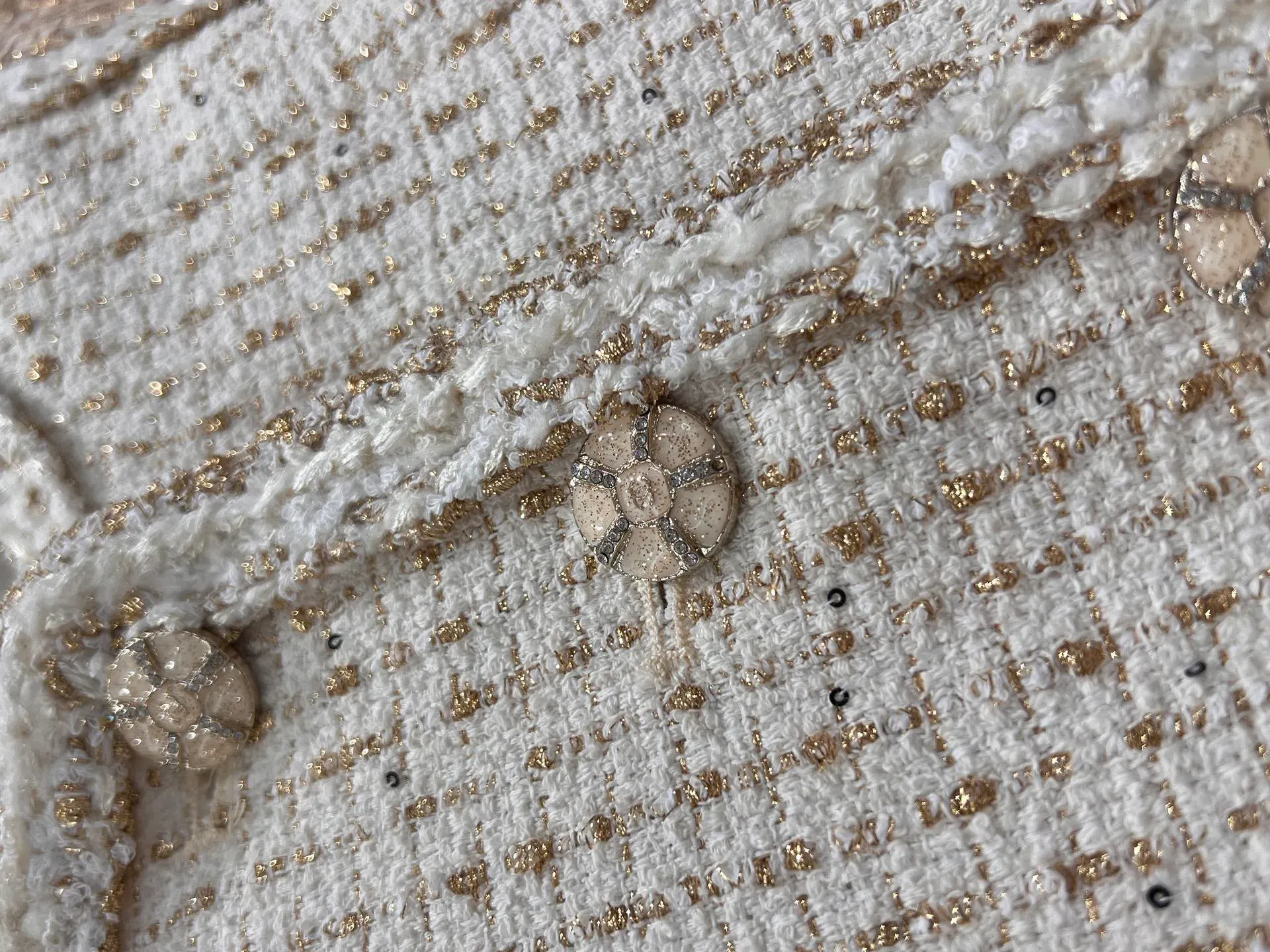 Куртки И Пуховики Женские Chanel 1828259