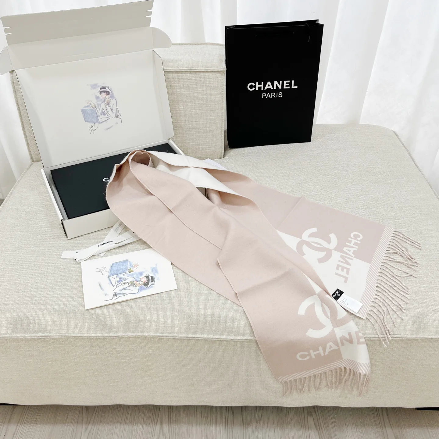 Шарфы Chanel 9618439