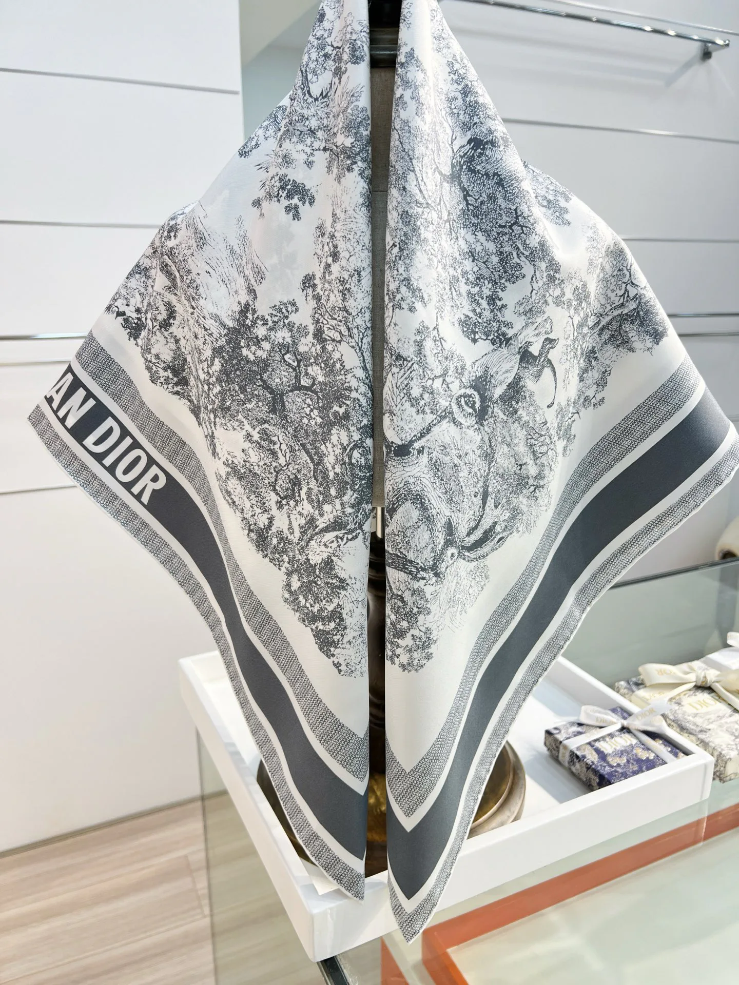 Шарфы Christian Dior 351456