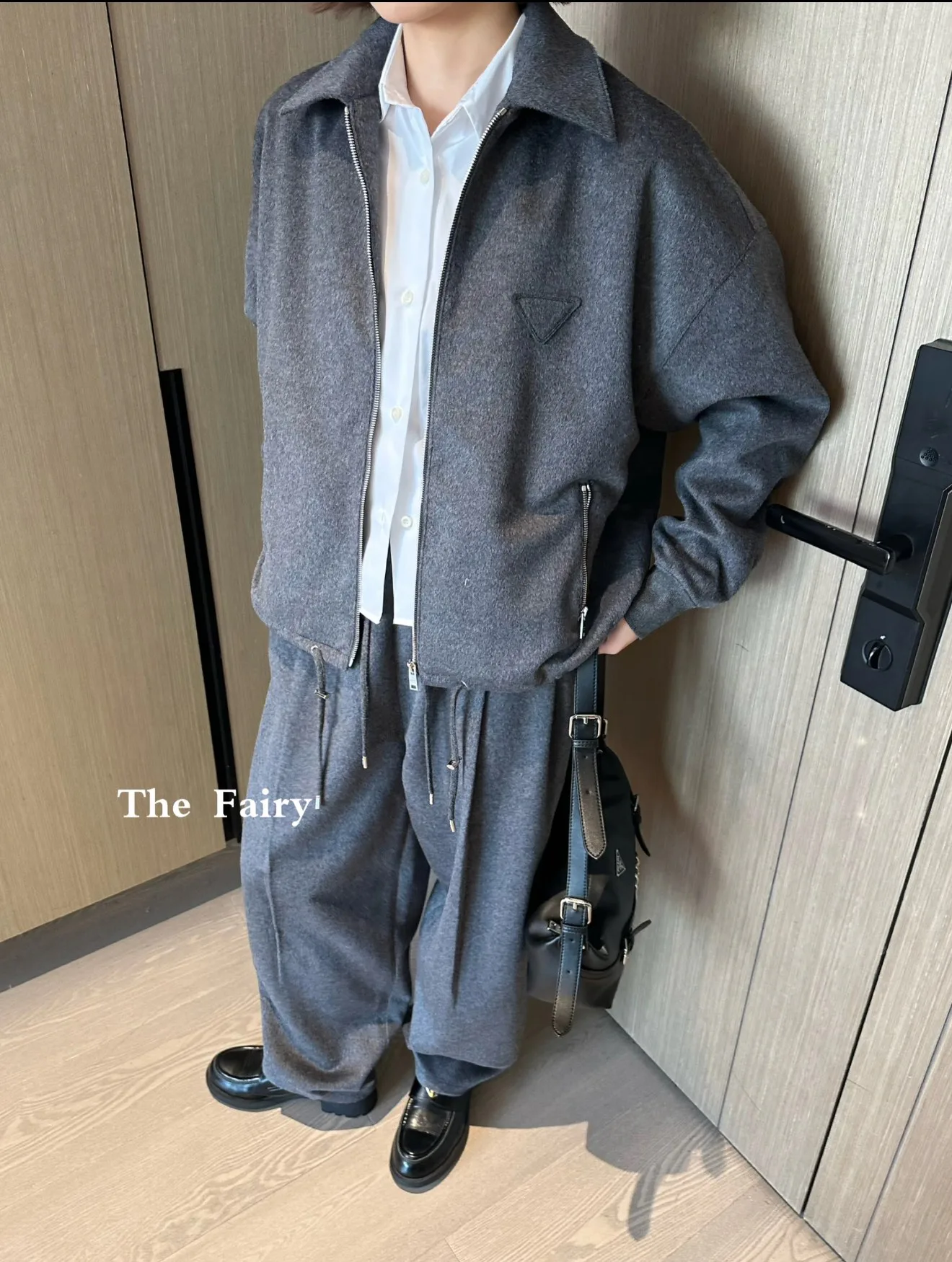 Куртки И Пуховики Женские Prada 879476