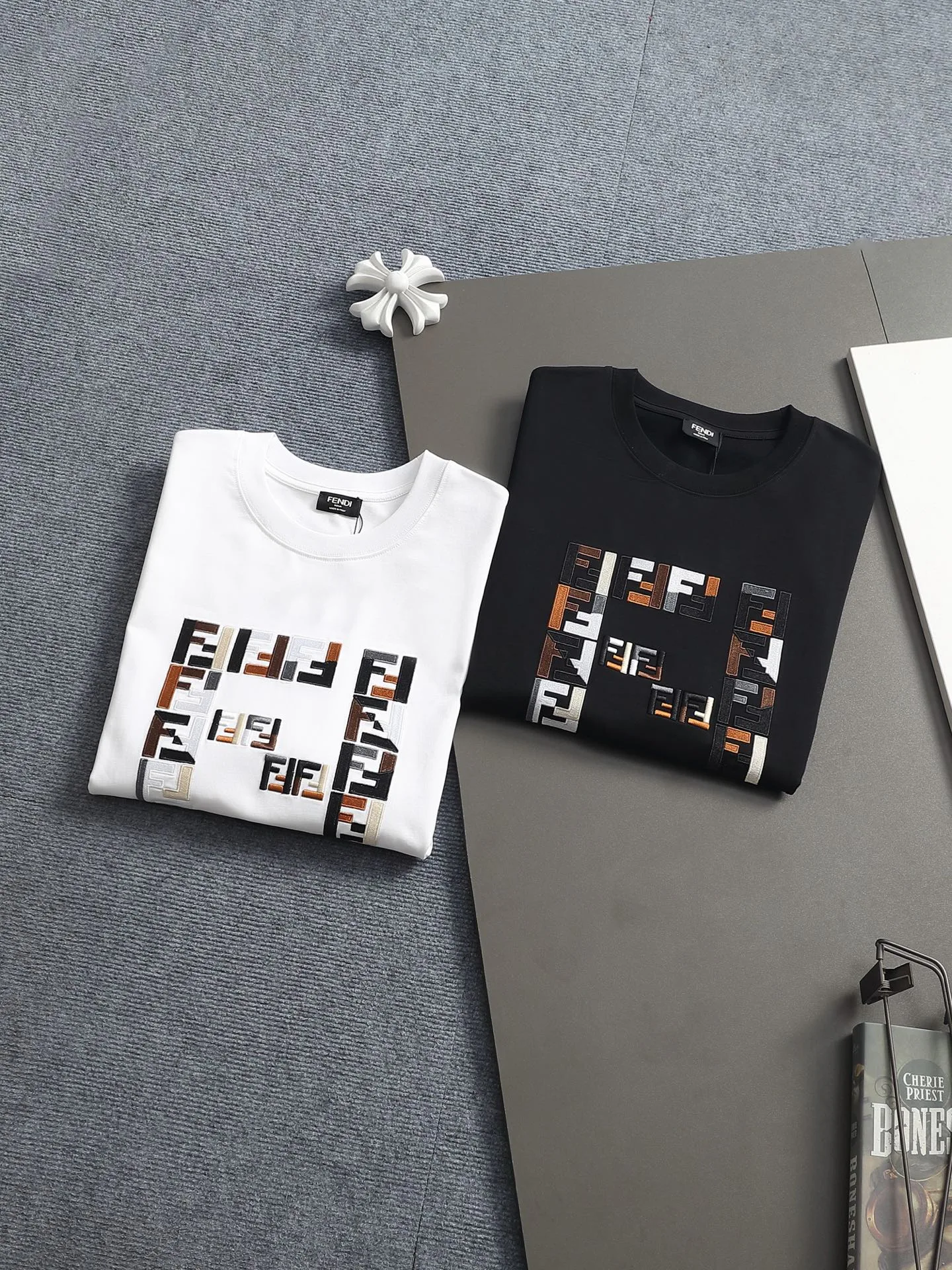 Футболки Женские Fendi 5405528