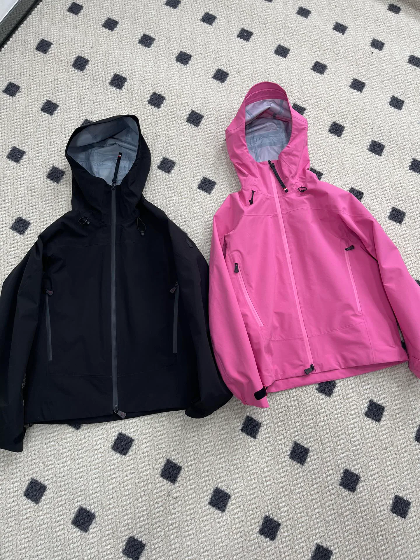 Куртки И Пуховики Женские Moncler 6921