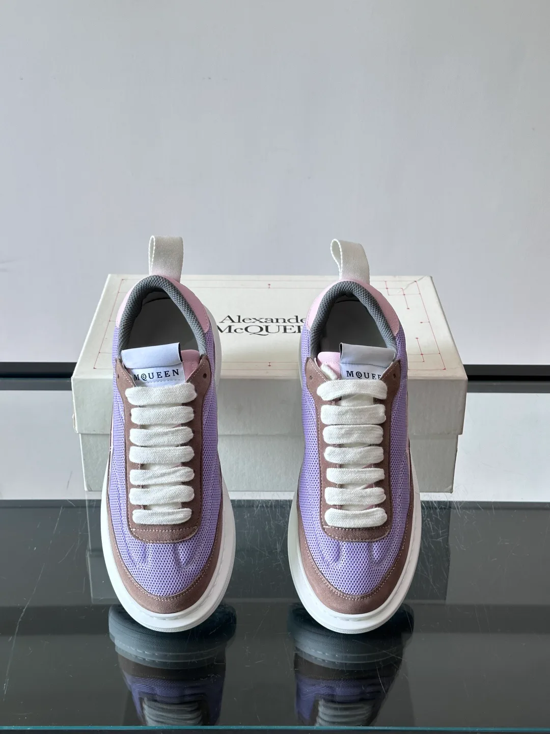 Кроссовки Женские Alexander Mcqueen 17799793