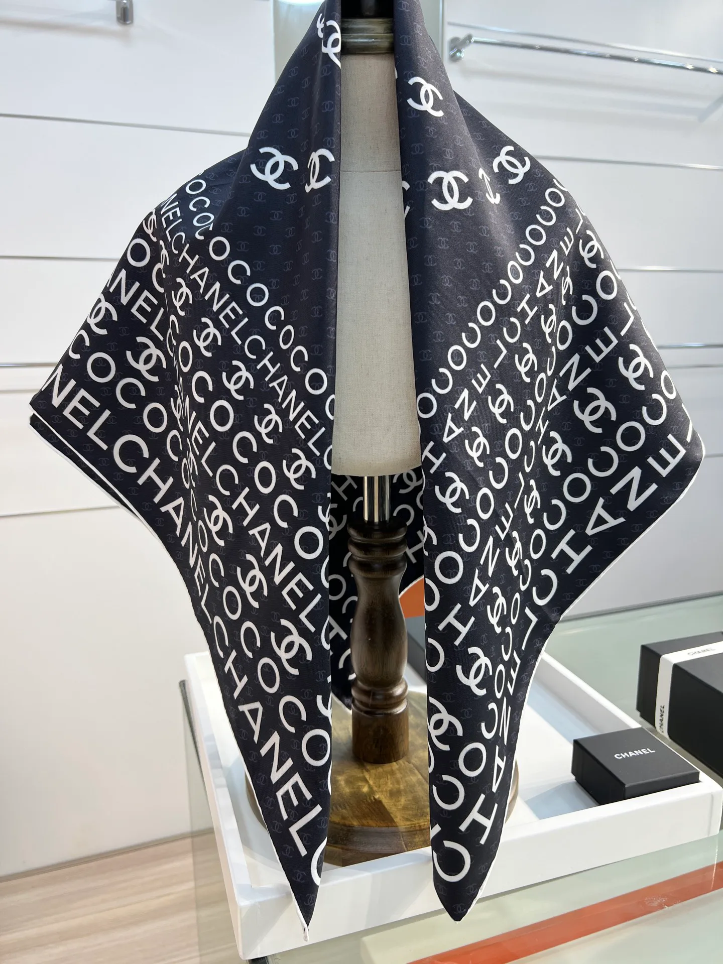 Платки Chanel 11613494