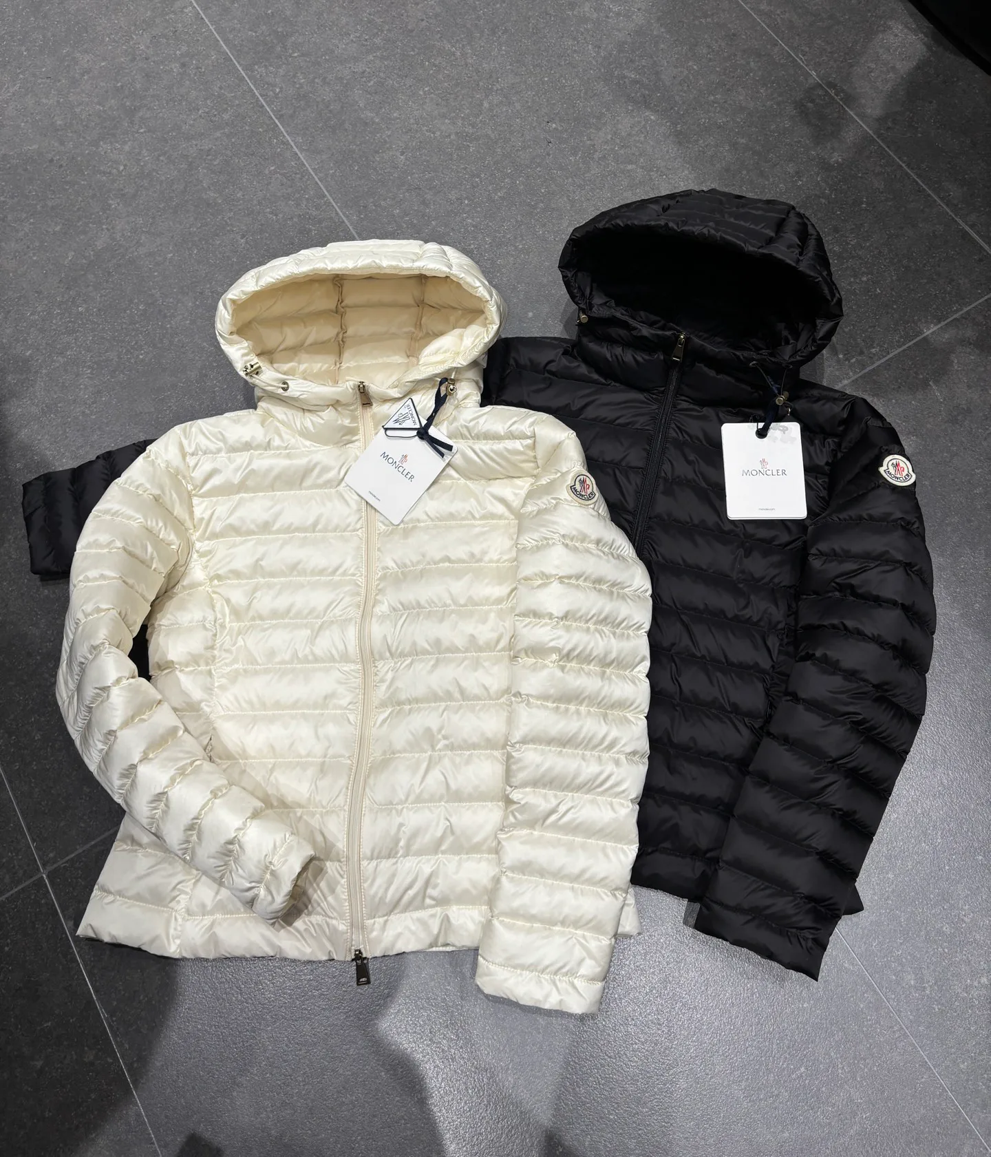 Куртки И Пуховики Женские Moncler 19103604