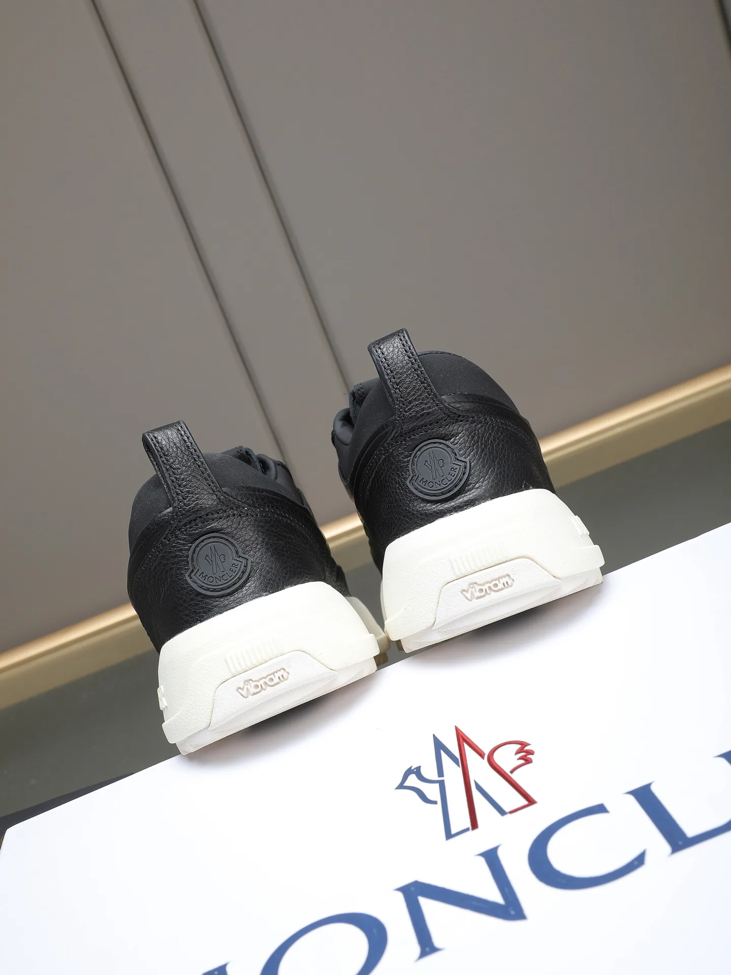Кроссовки Мужские Moncler 11490474