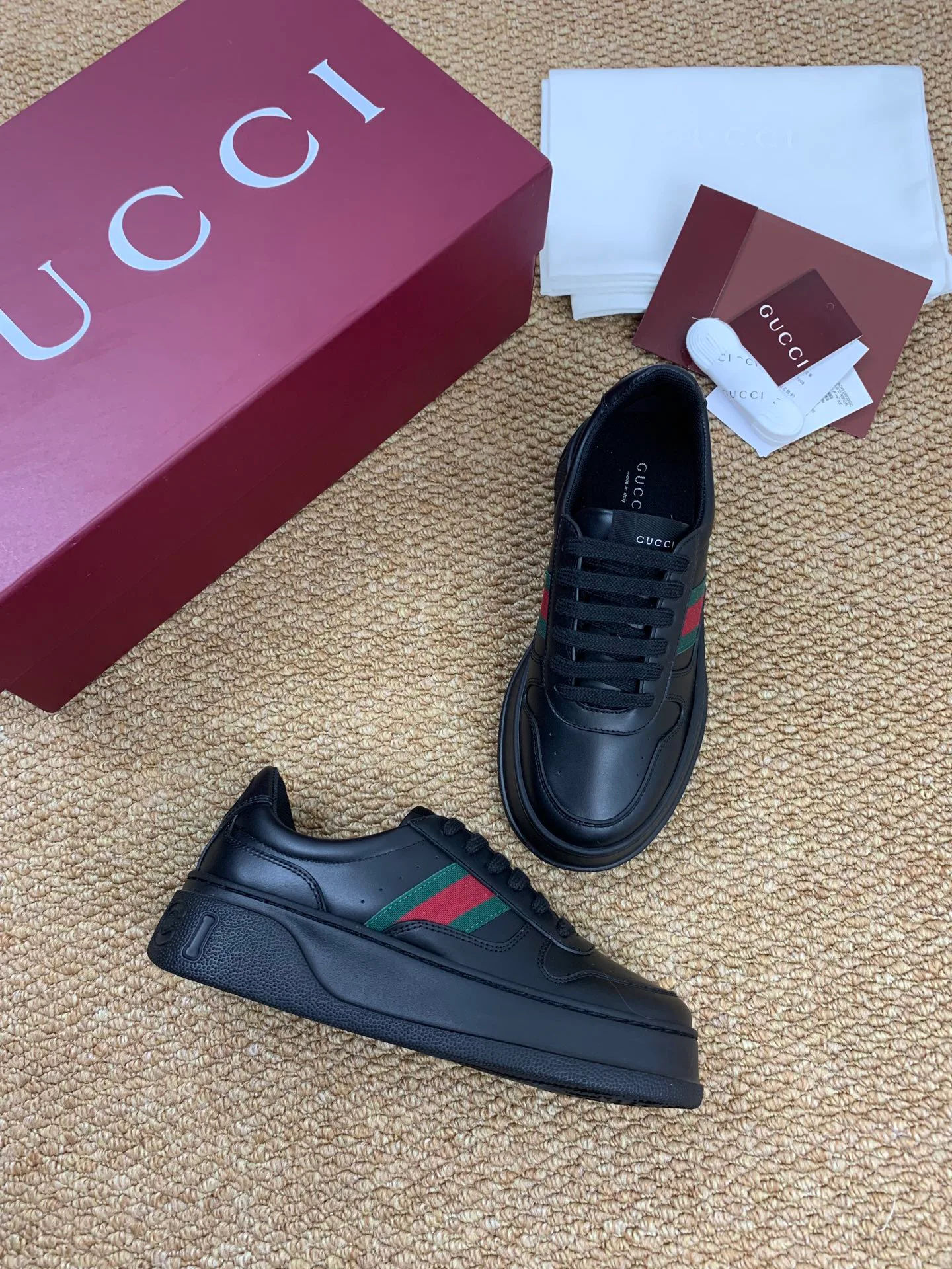 Кроссовки Женские Gucci 17545192