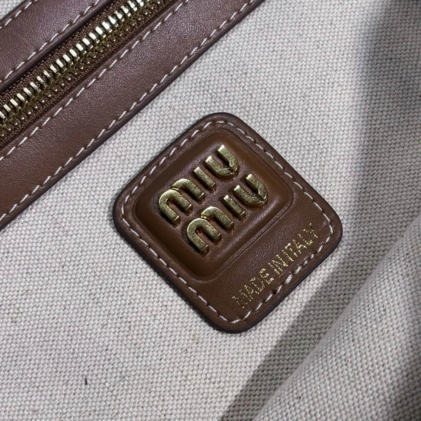 Классические Сумки Женские Miu Miu 12675890
