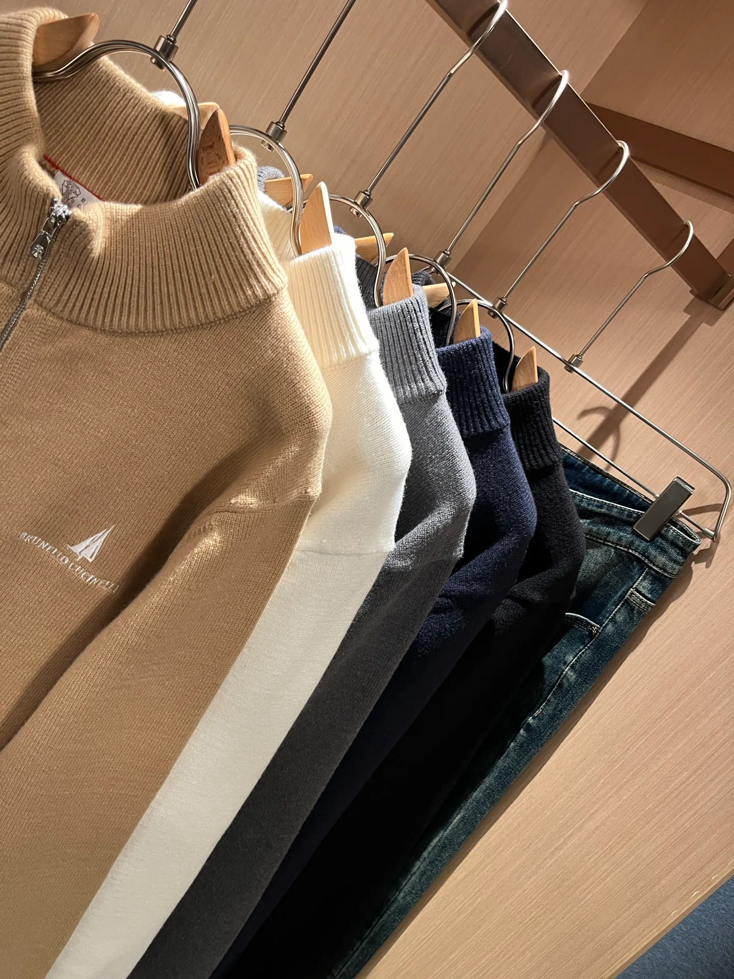 Джемперы И Свитеры Мужские Brunello Cucinelli 18395767