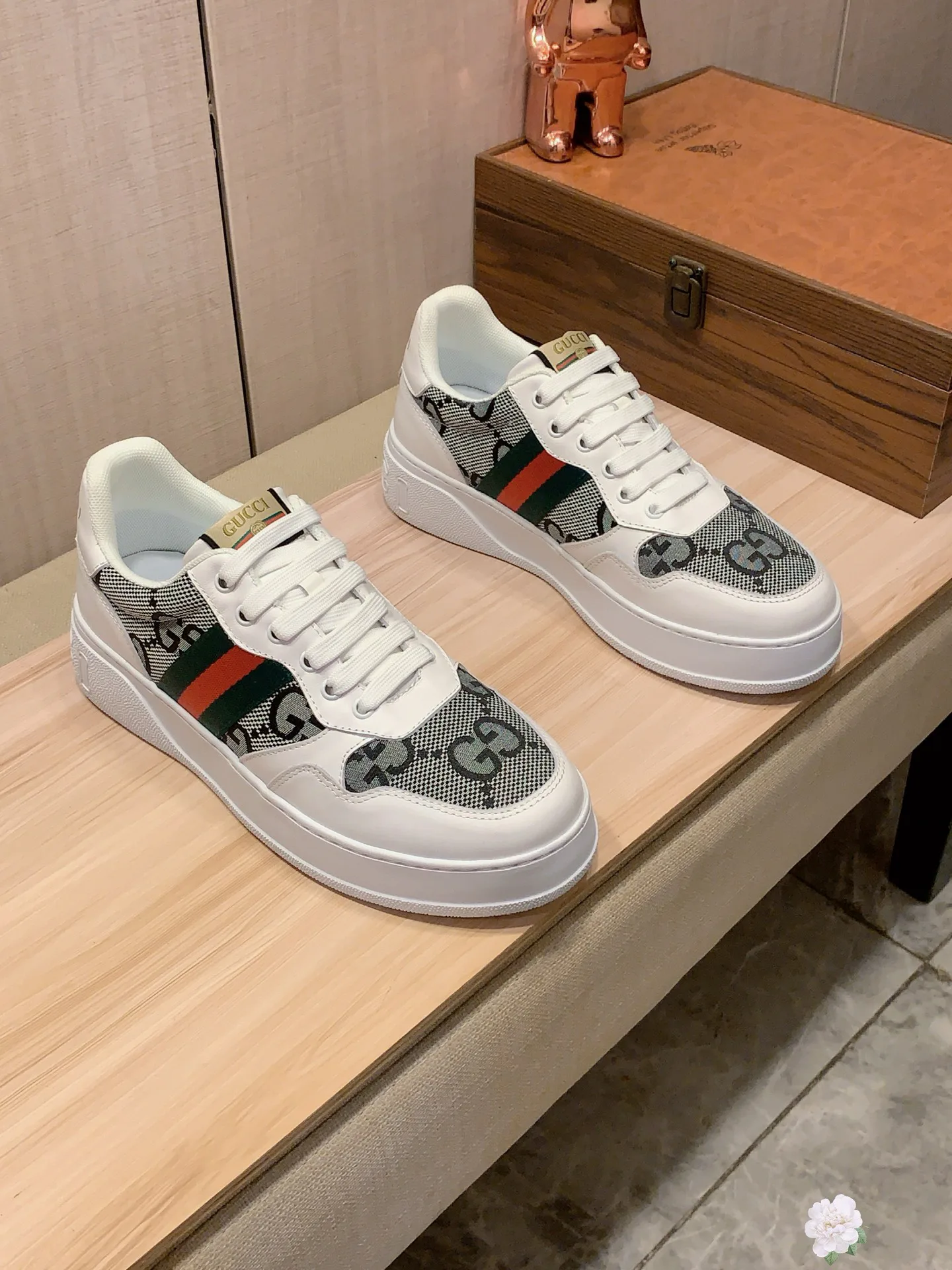 Кроссовки Мужские Gucci 438048