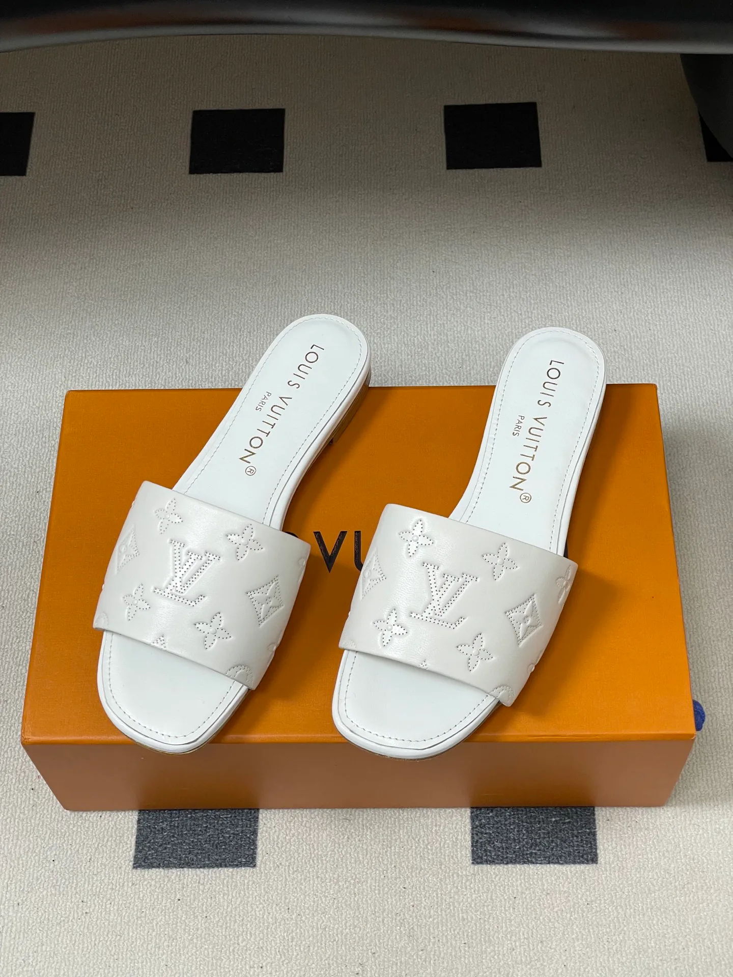 Сандалии Женские Louis Vuitton 11628750
