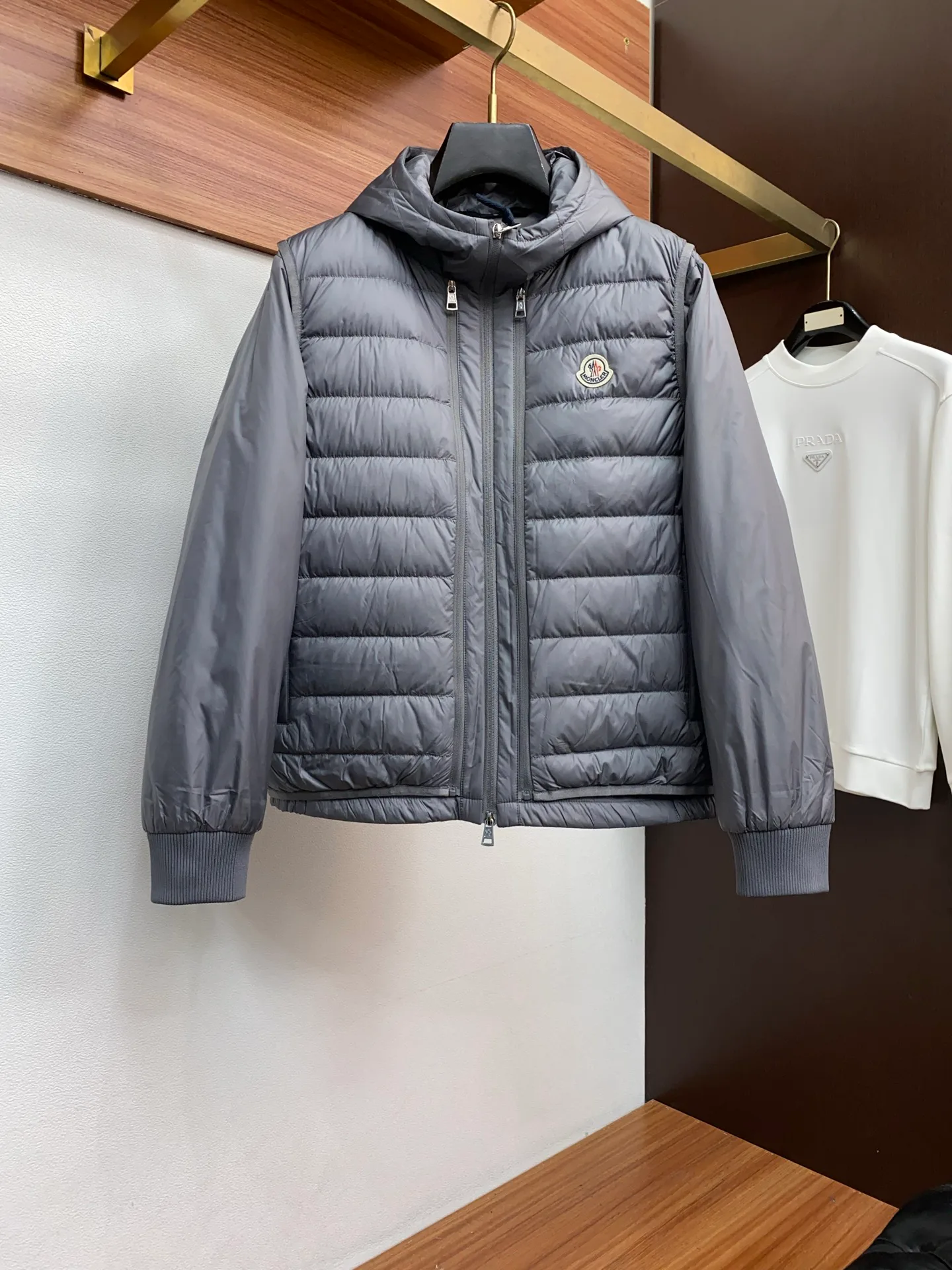 Куртки И Пуховики Мужские Moncler 5093756