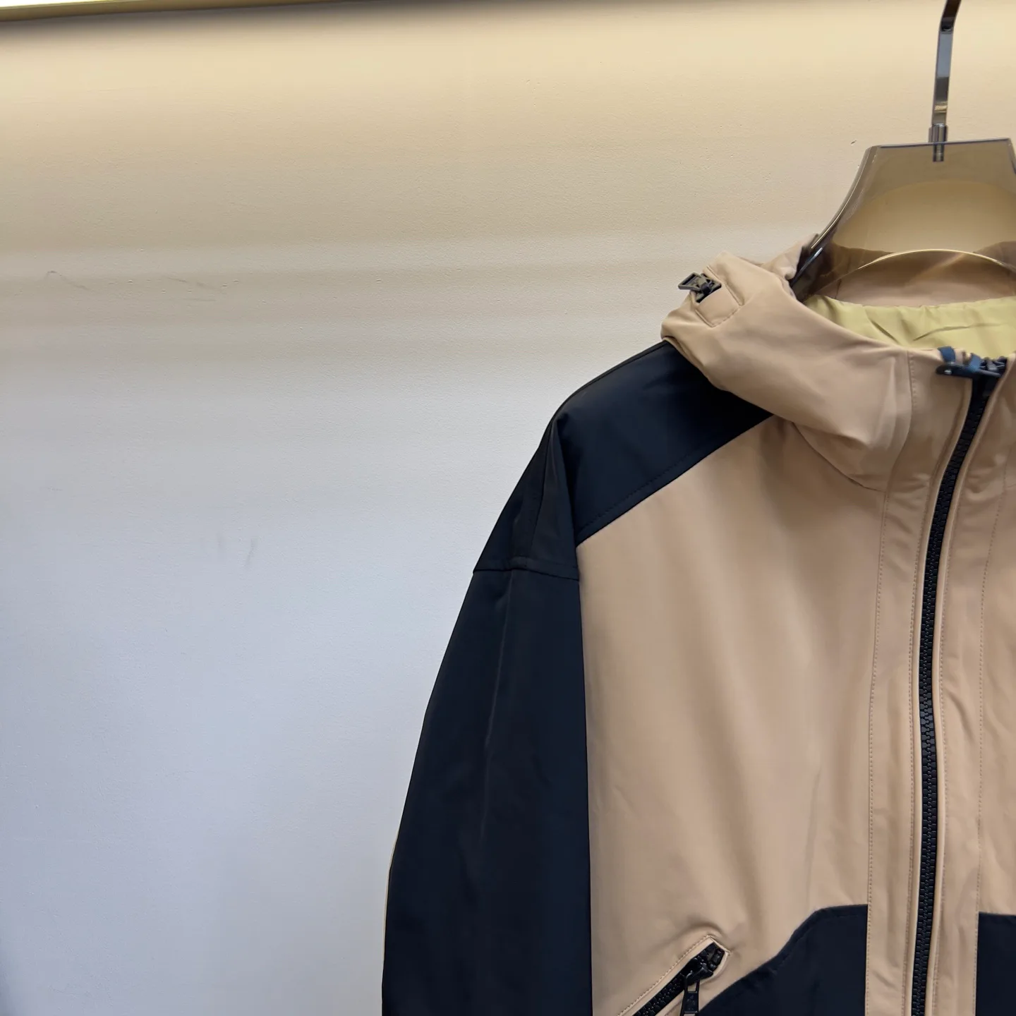 Куртки И Пуховики Мужские Moncler 146090