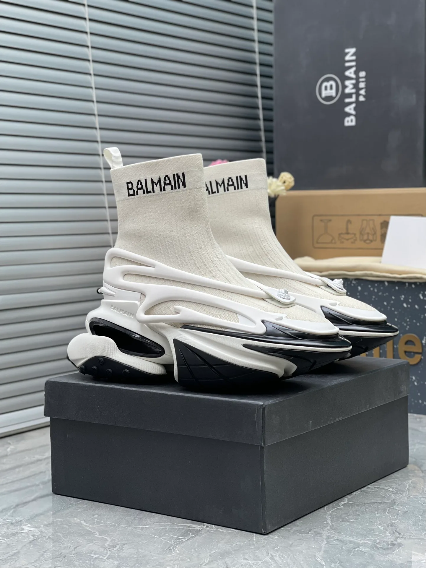 Кроссовки Женские Balmain 4041897