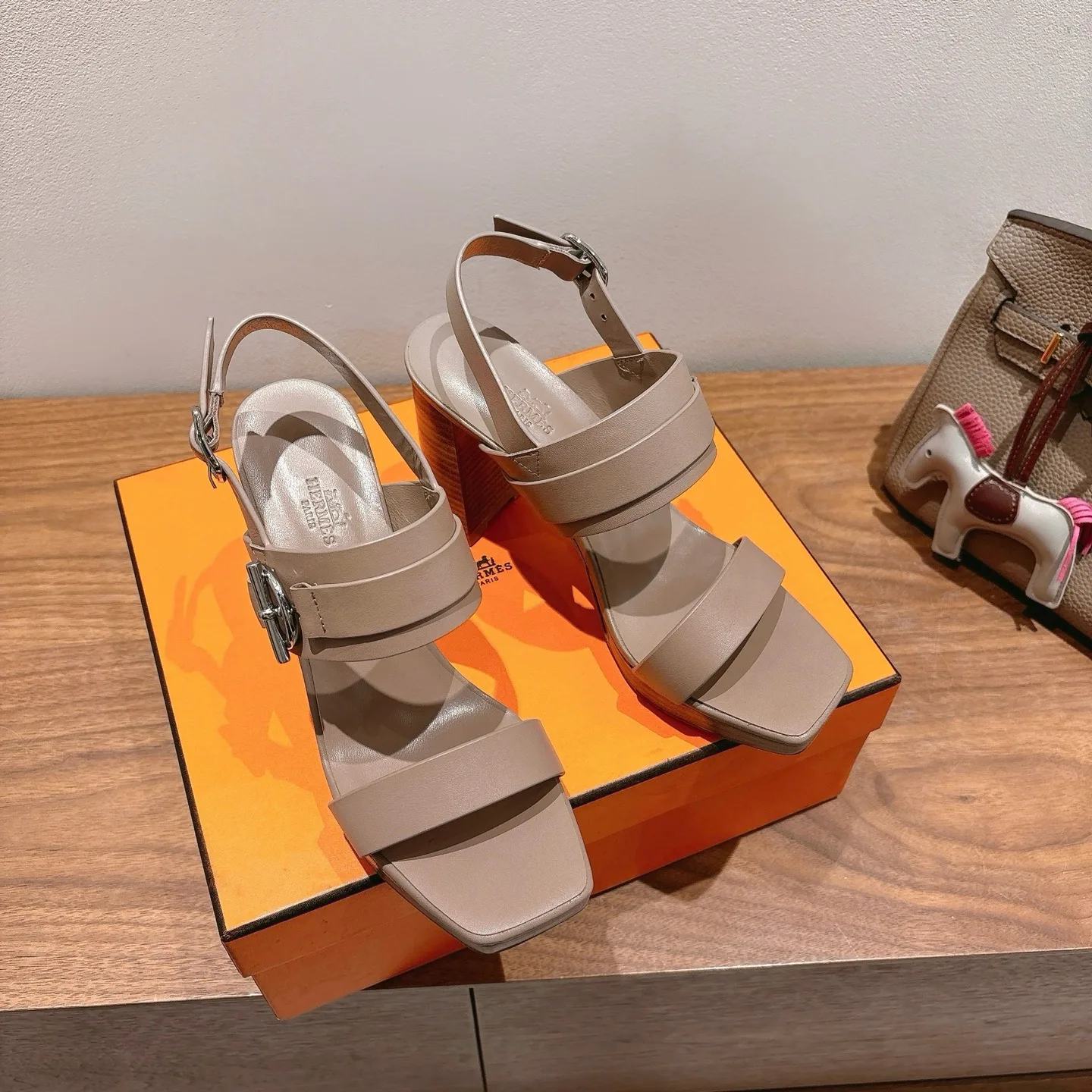 Босоножки Женские Hermes 11514531