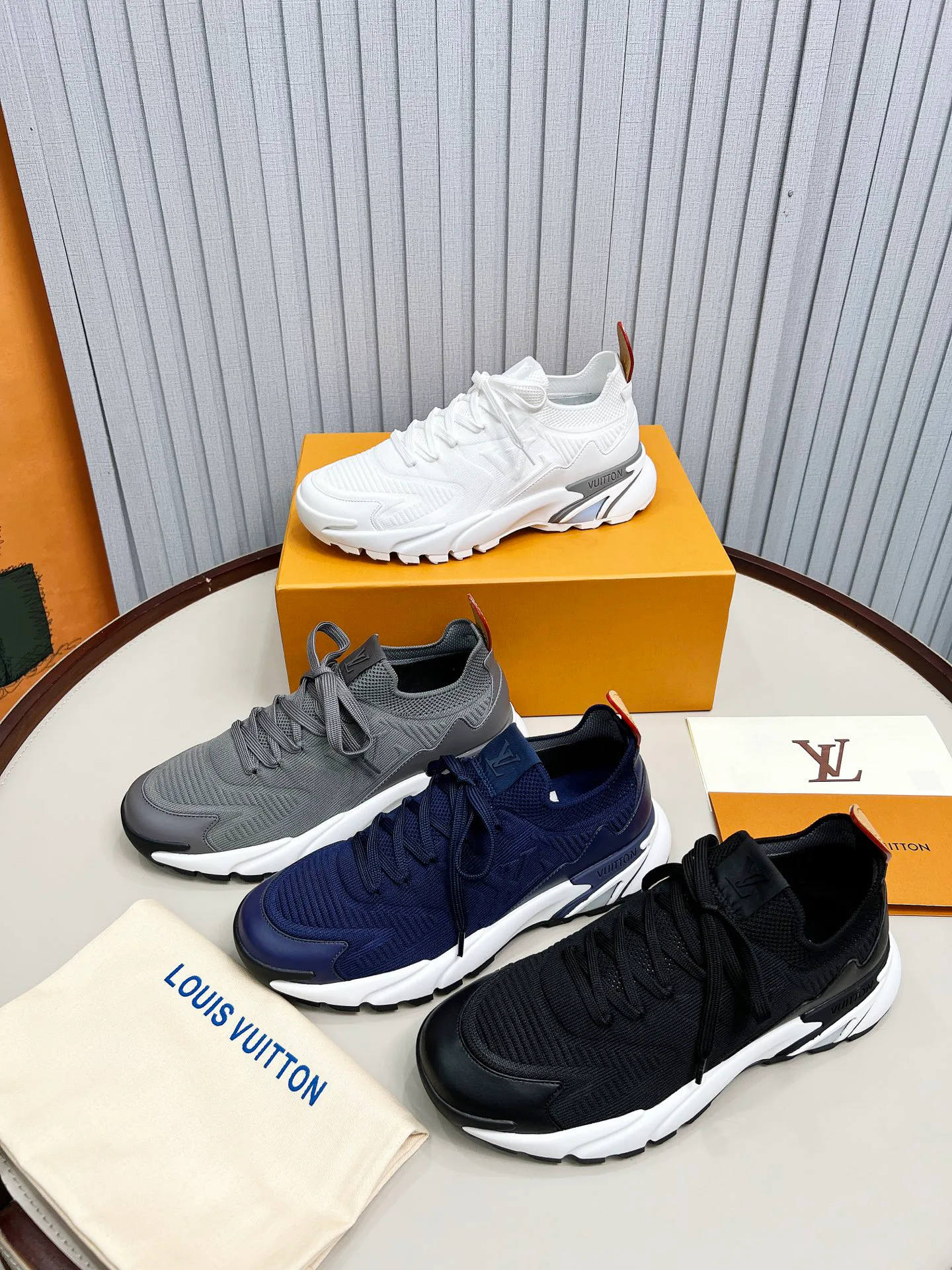 Кроссовки Мужские Louis Vuitton 77530