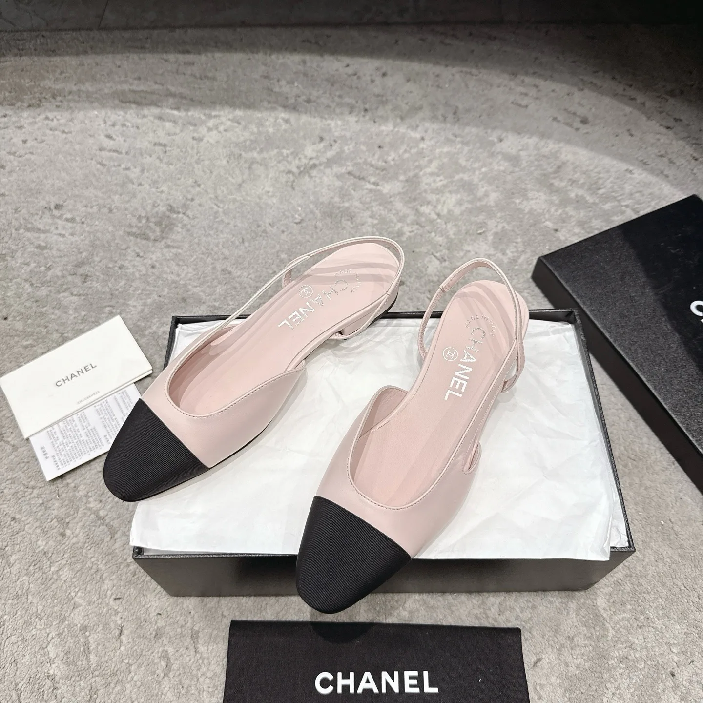 Босоножки Женские Chanel 17572164