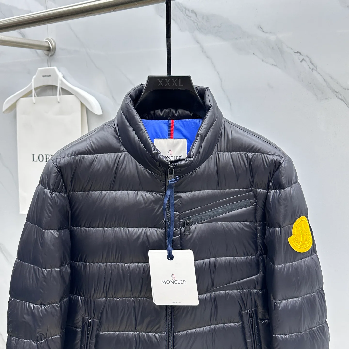 Куртки И Пуховики Мужские Moncler 2237399